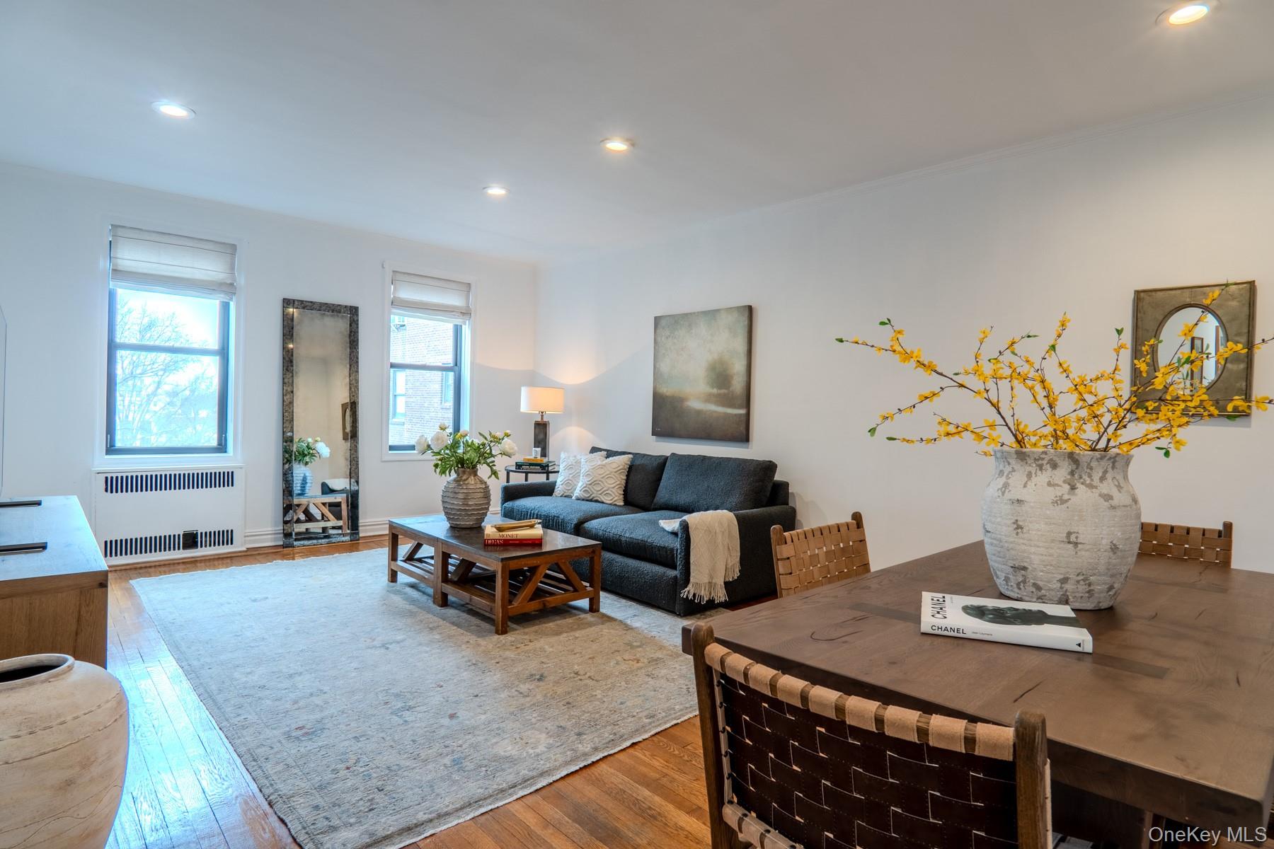 21 Barstow Road # 5K, Great Neck, NY 11021