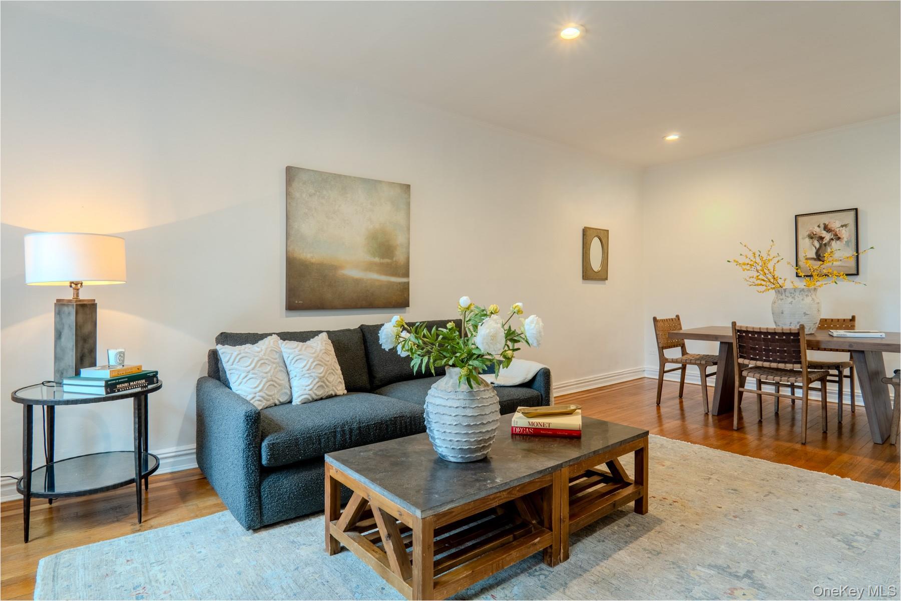 21 Barstow Road # 5K, Great Neck, NY 11021