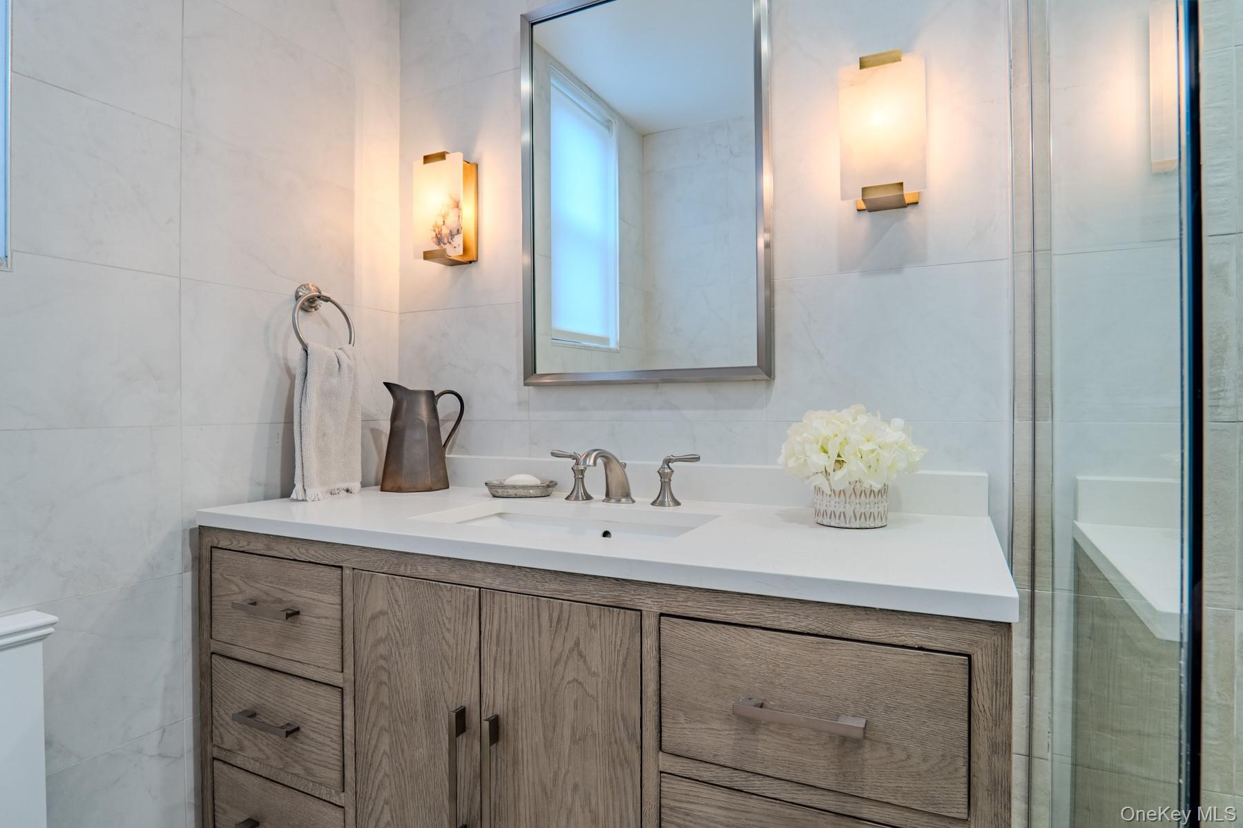 21 Barstow Road # 5K, Great Neck, NY 11021