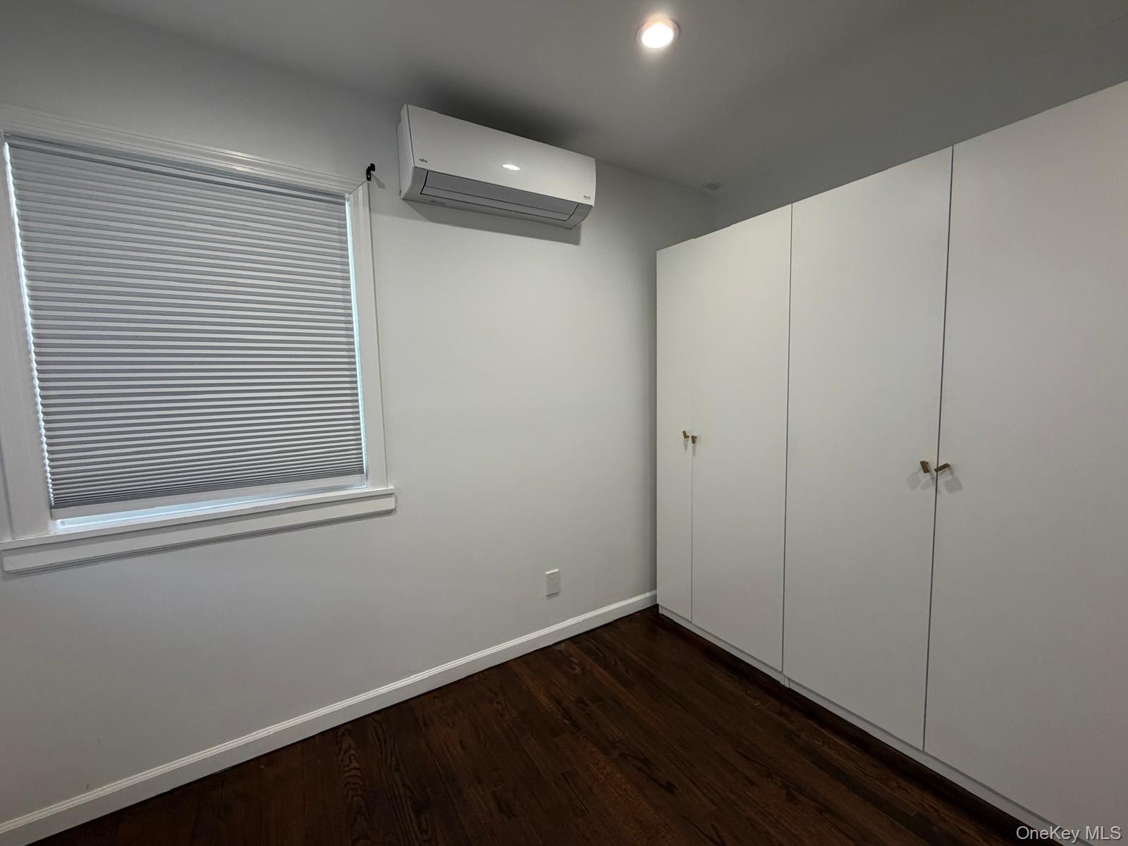 1 Munro Boulevard # 1 F, Valley Stream, NY 11581