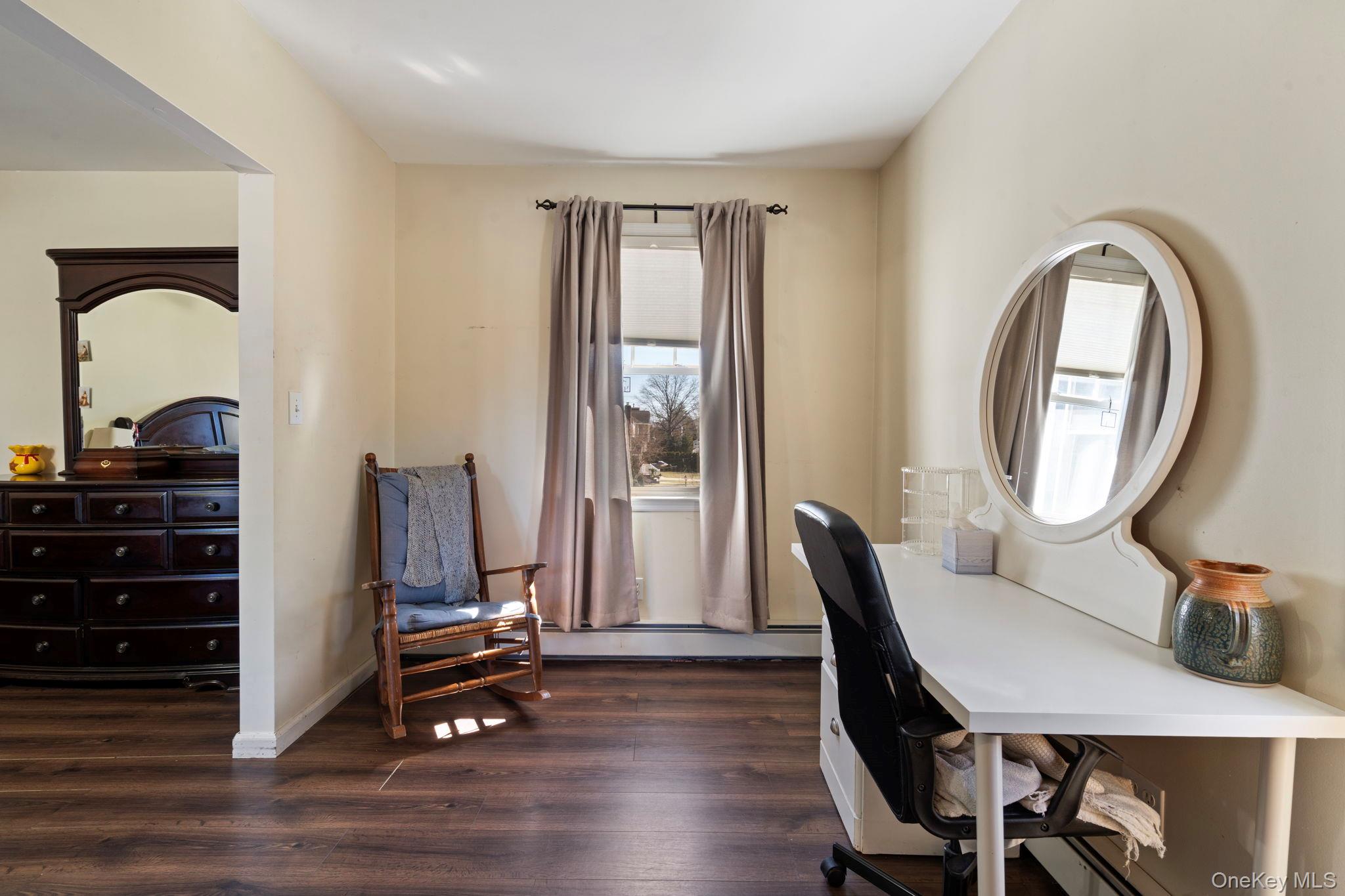 373 1st Street, Mineola, NY 11501