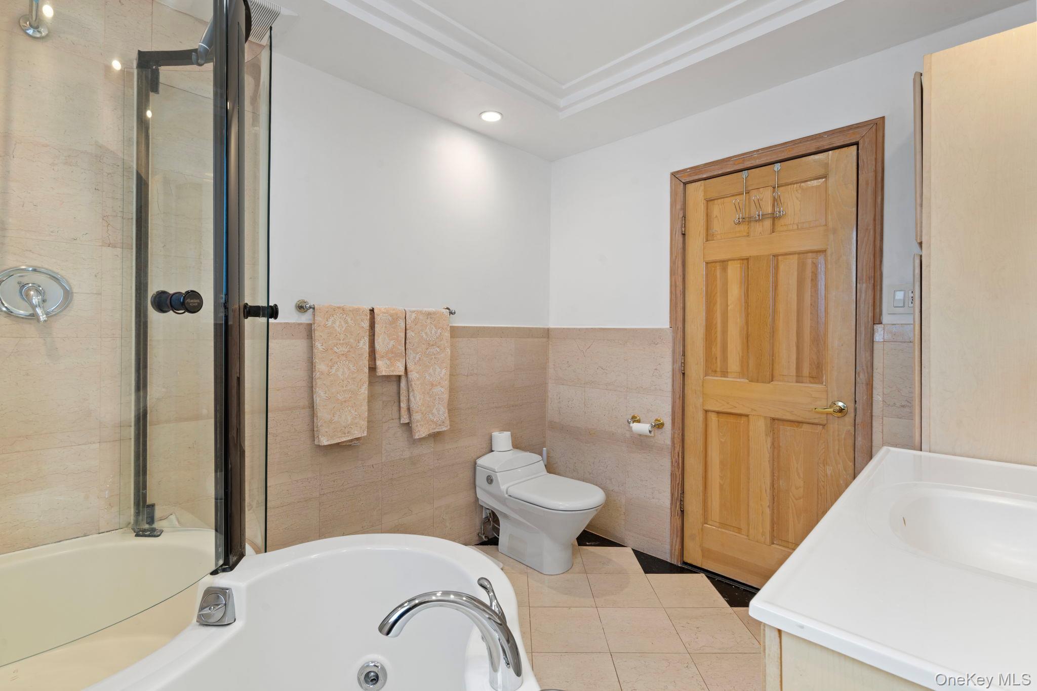 373 1st Street, Mineola, NY 11501