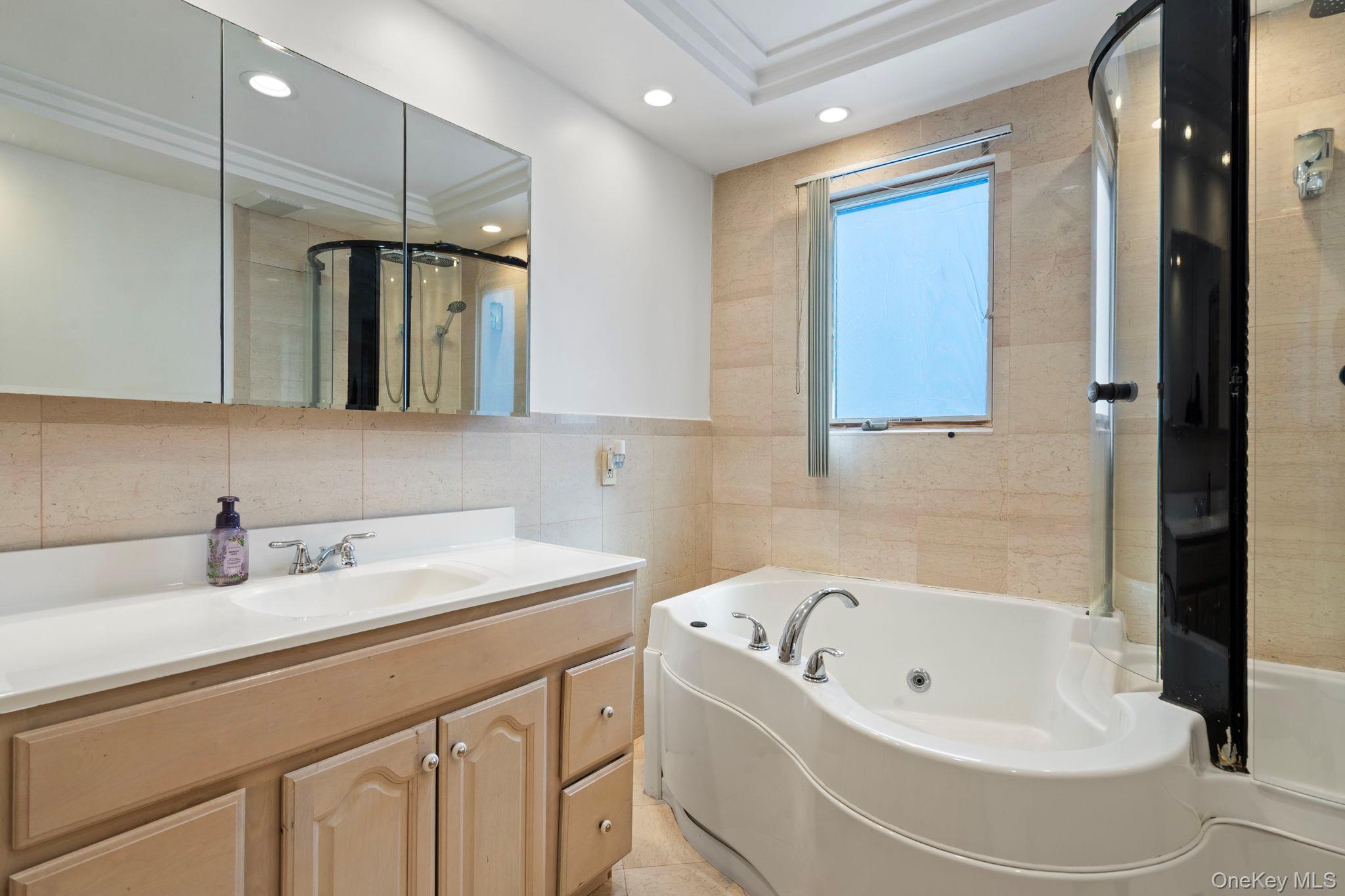 373 1st Street, Mineola, NY 11501