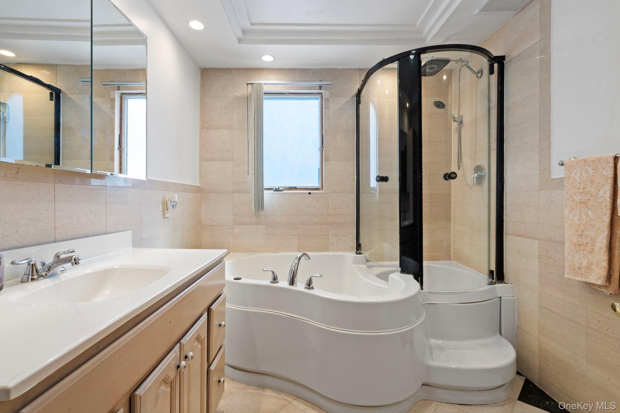 373 1st Street, Mineola, NY 11501