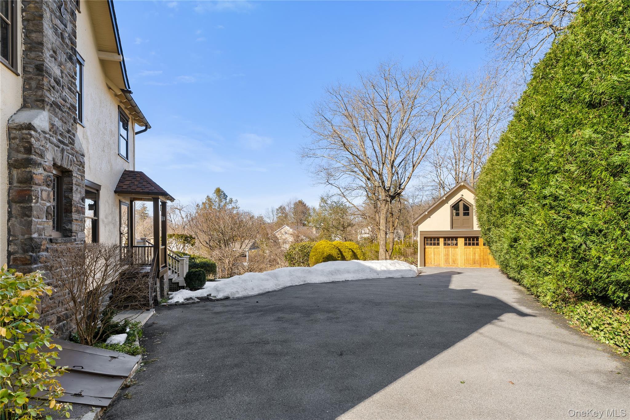 11 Mamaroneck Road, Scarsdale, NY 10583