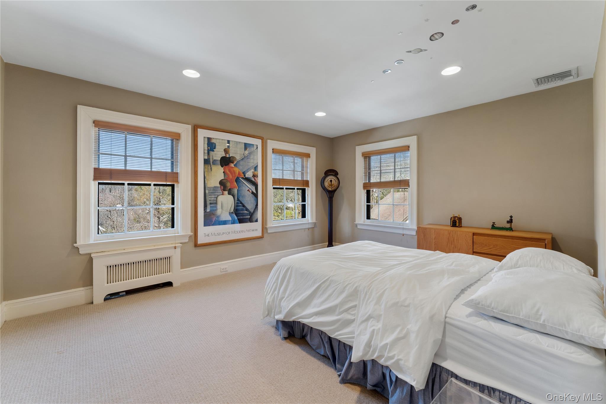 11 Mamaroneck Road, Scarsdale, NY 10583