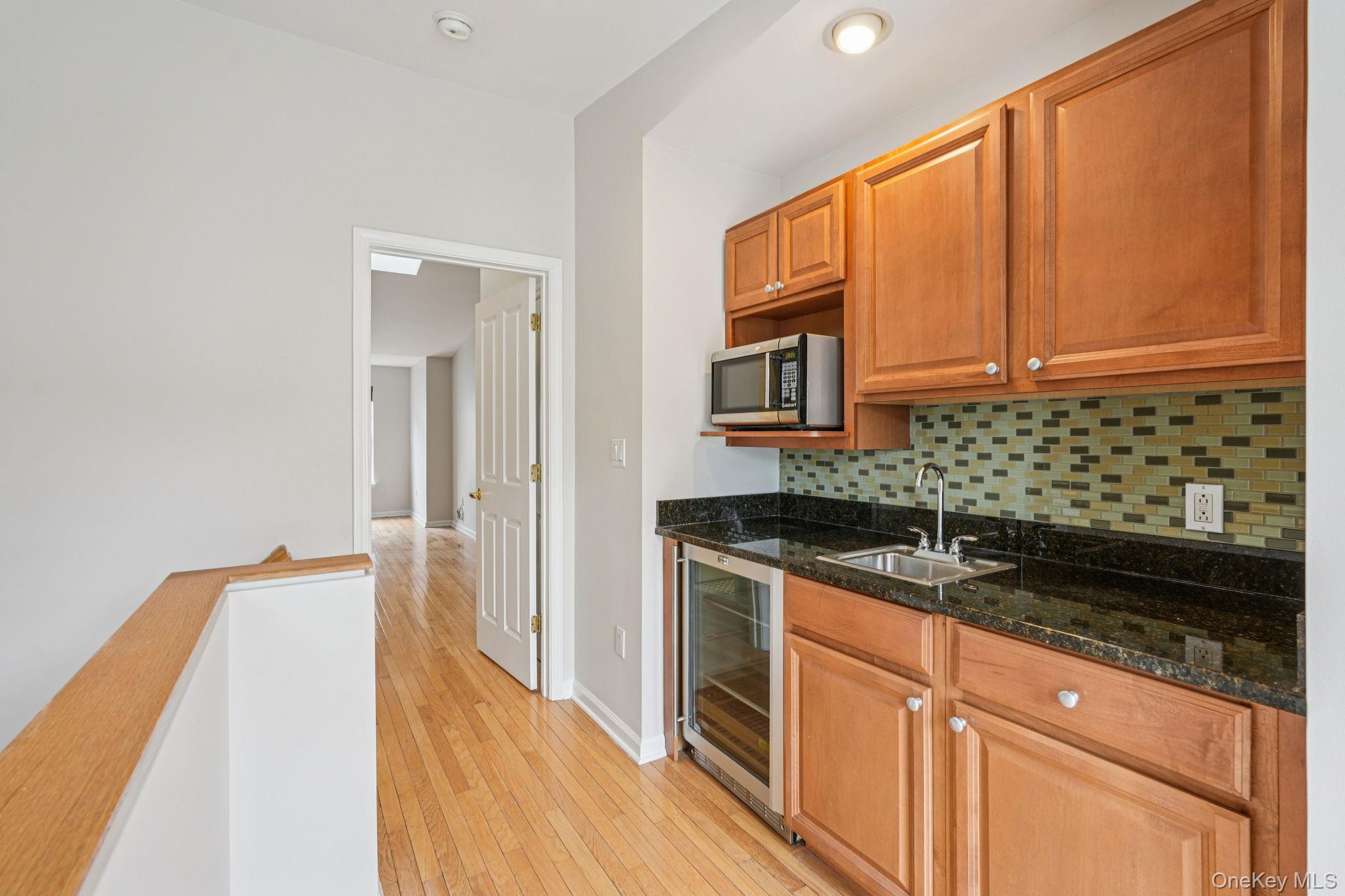 10 BRIDGE Lane, Haverstraw, NY 10927