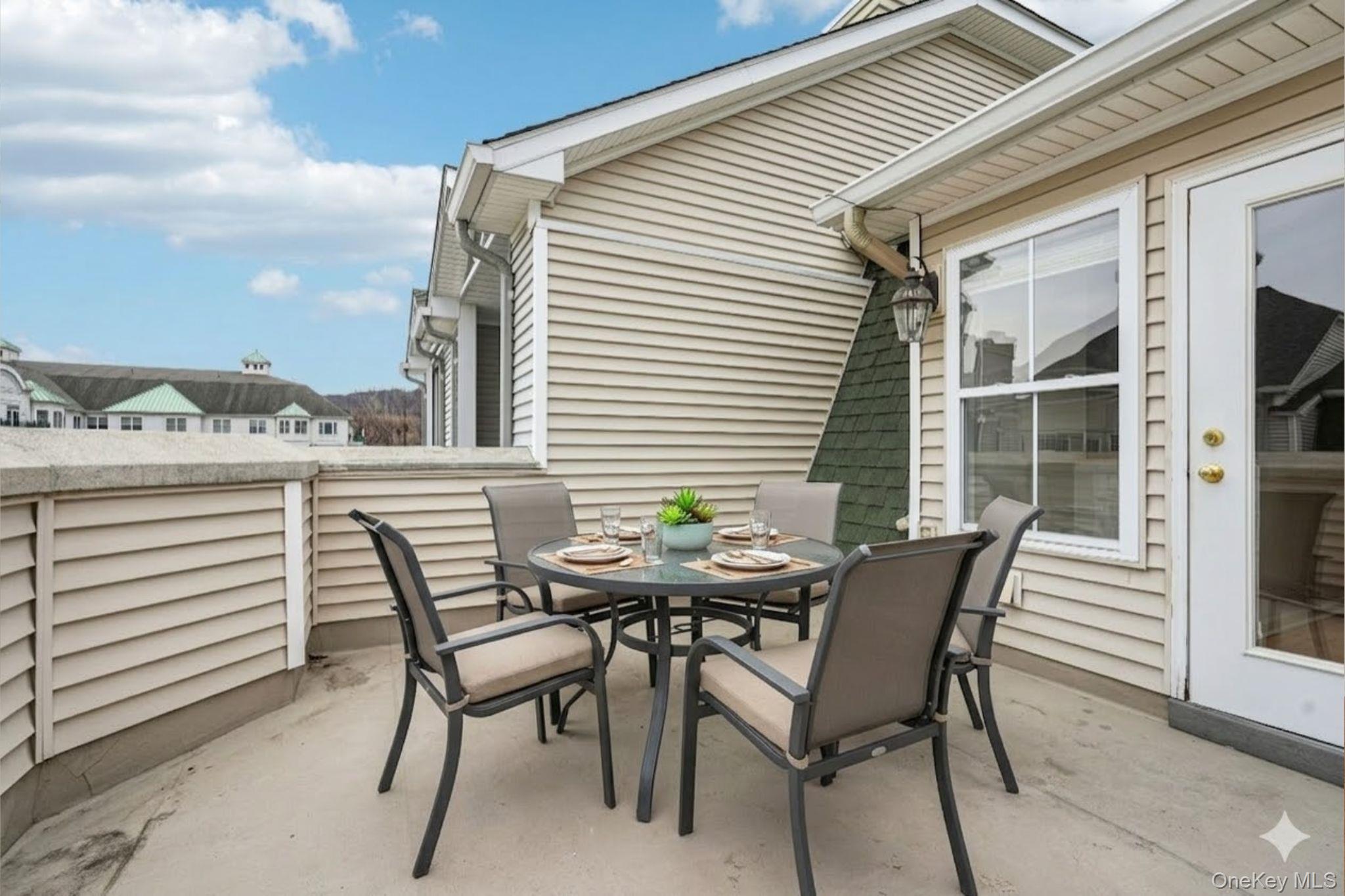 10 BRIDGE Lane, Haverstraw, NY 10927