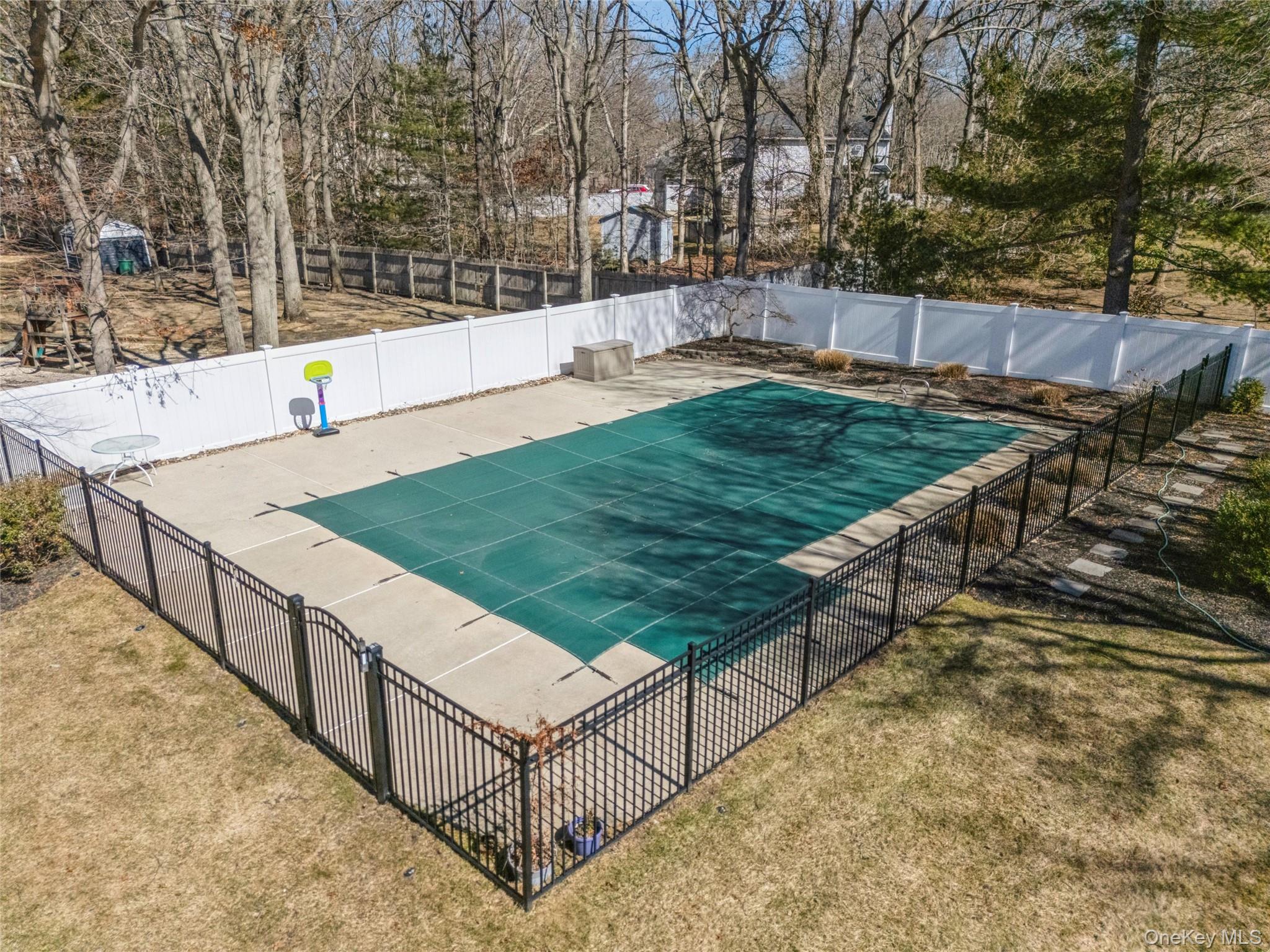 9 Village Drive, Medford, NY 11763