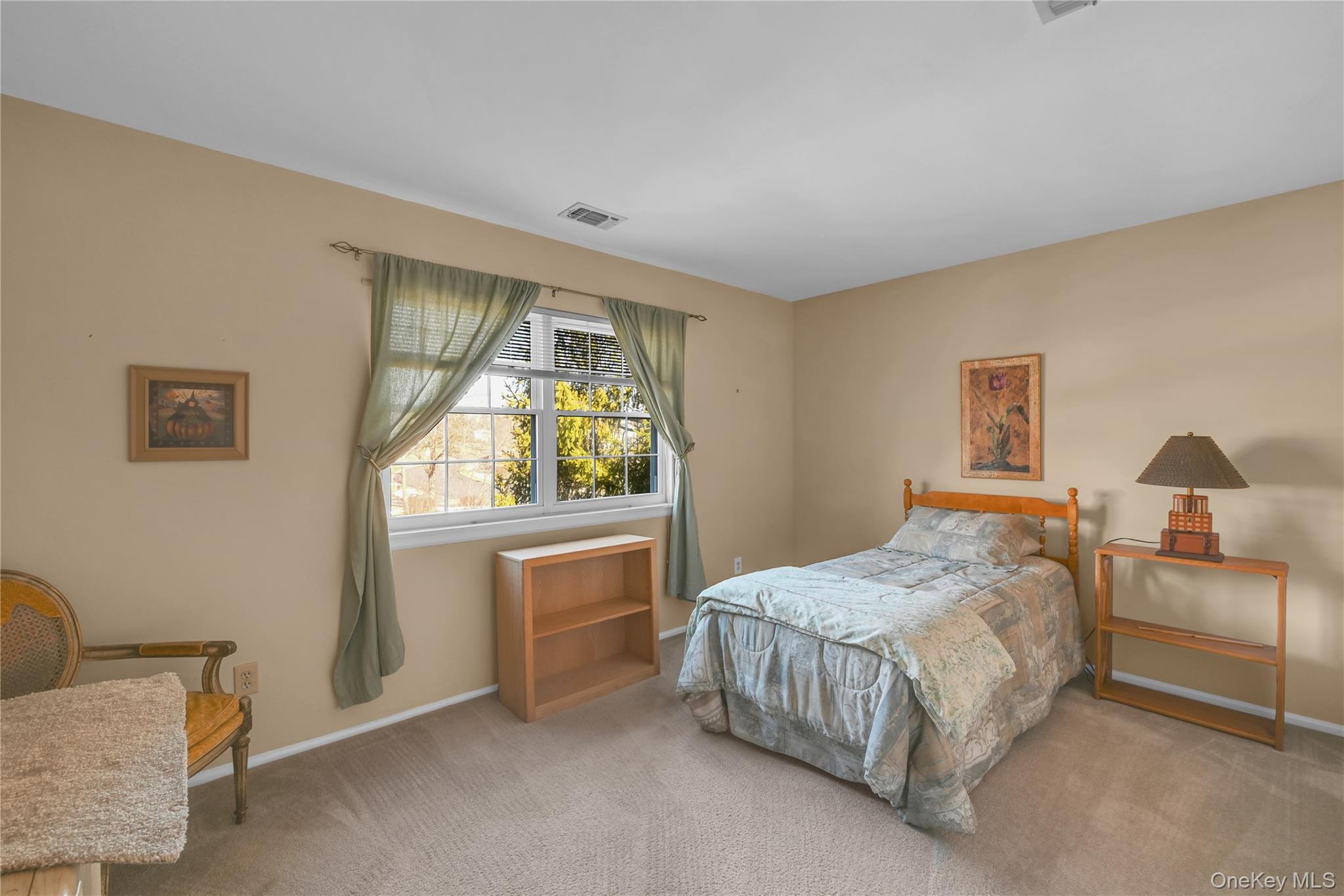 57 Candlestick Court, Warwick, NY 10990