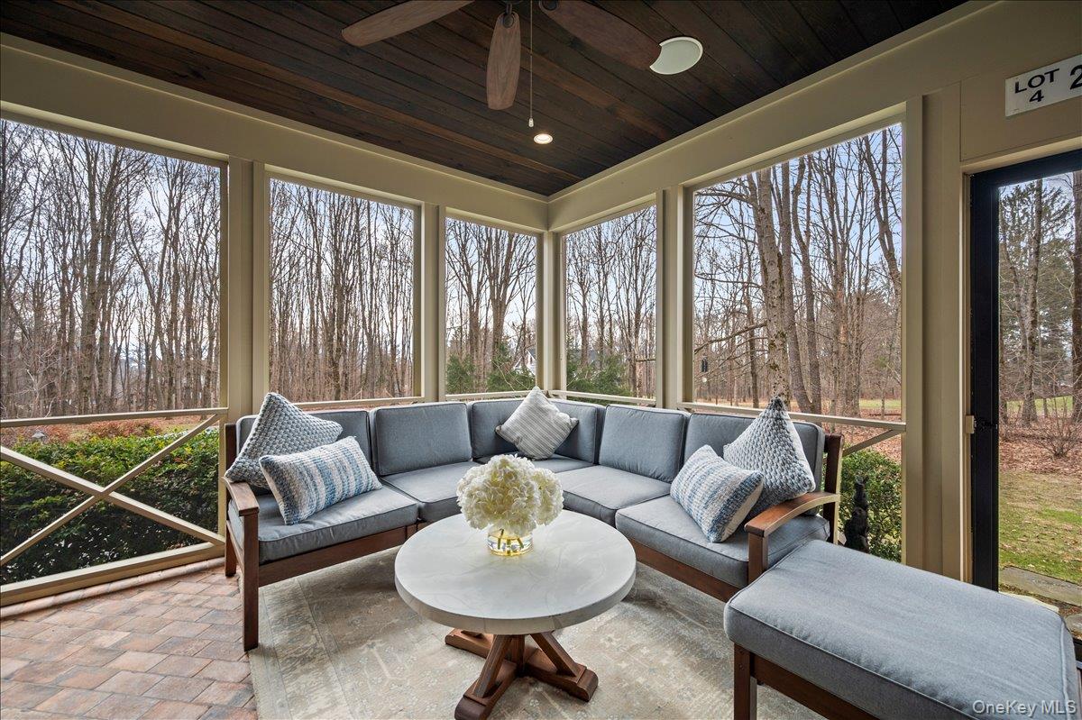 5 Cottage Road, Hopewell Junction, NY 12533