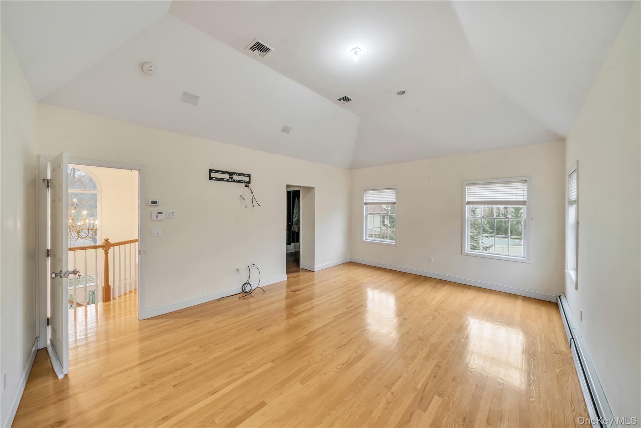 25 Charnwood Drive, Suffern, NY 10901