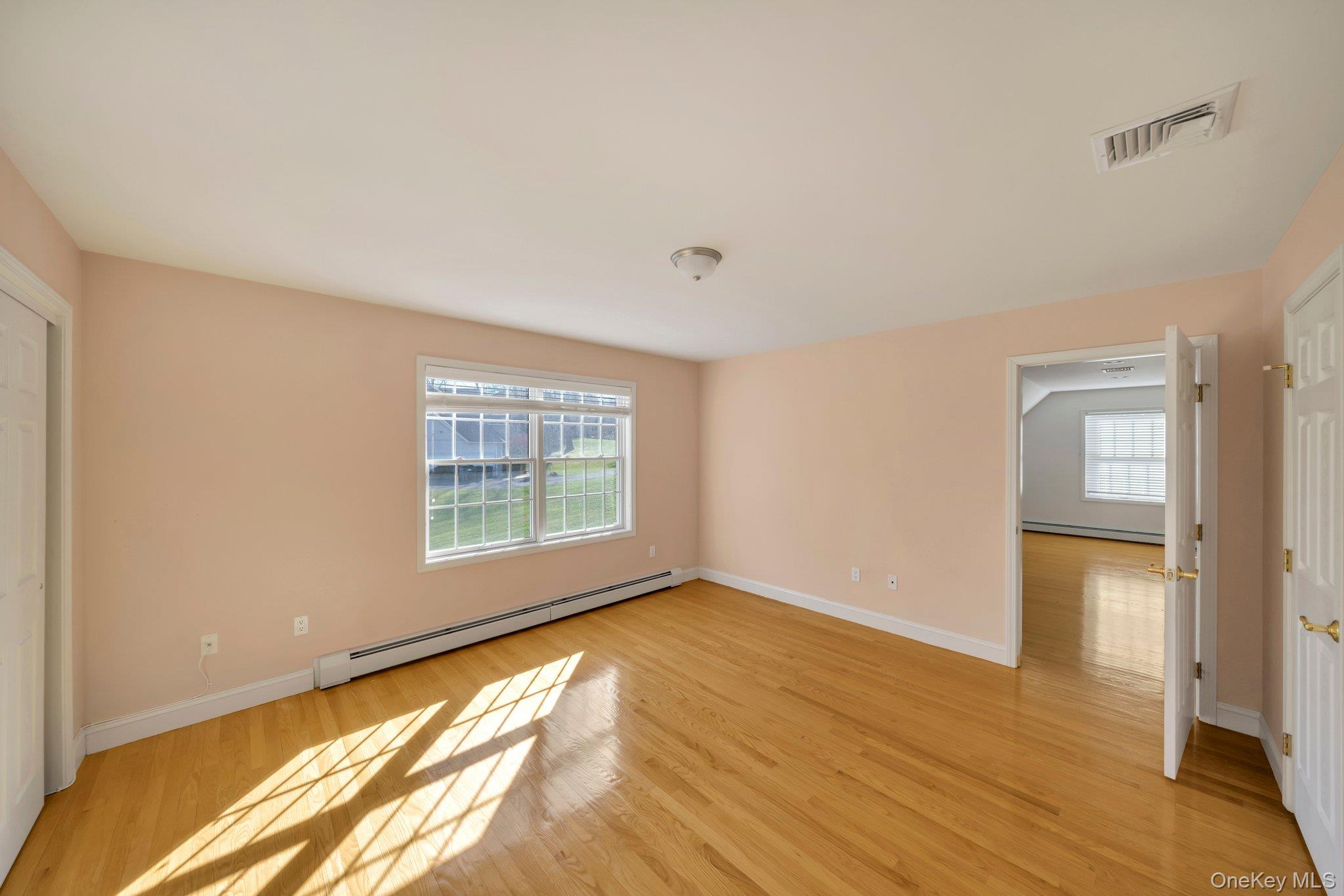 25 Charnwood Drive, Suffern, NY 10901