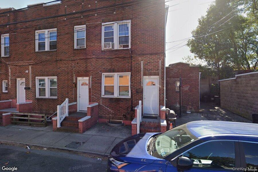 49 Roger Avenue, Inwood, NY 11096