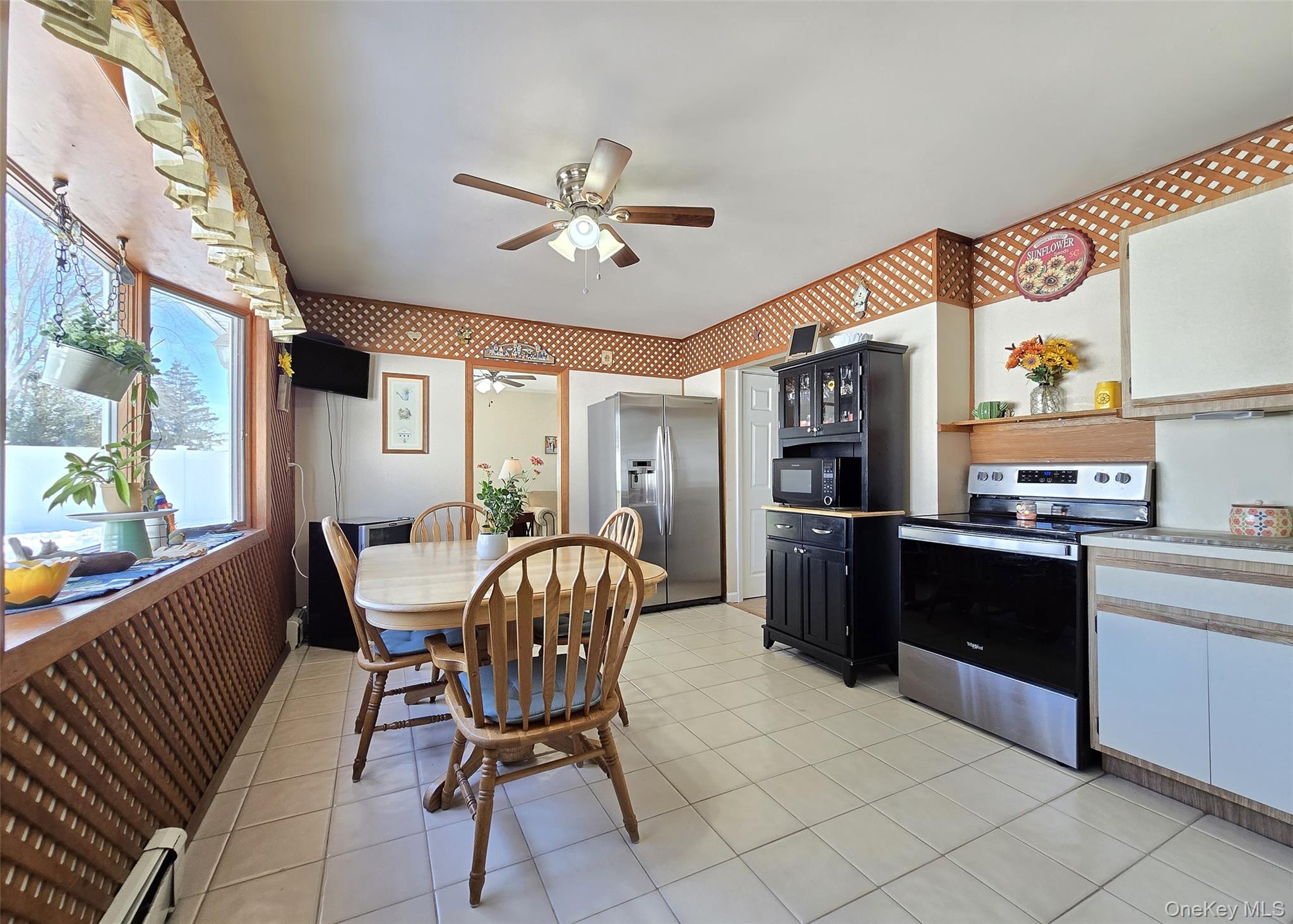 47 Birchdale Drive, Holbrook, NY 11741