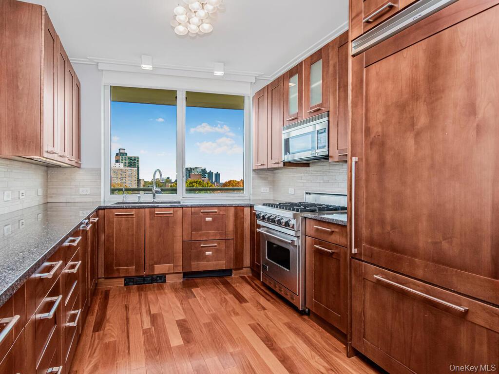 640 W 237th Street # 7D, Bronx, NY 10463