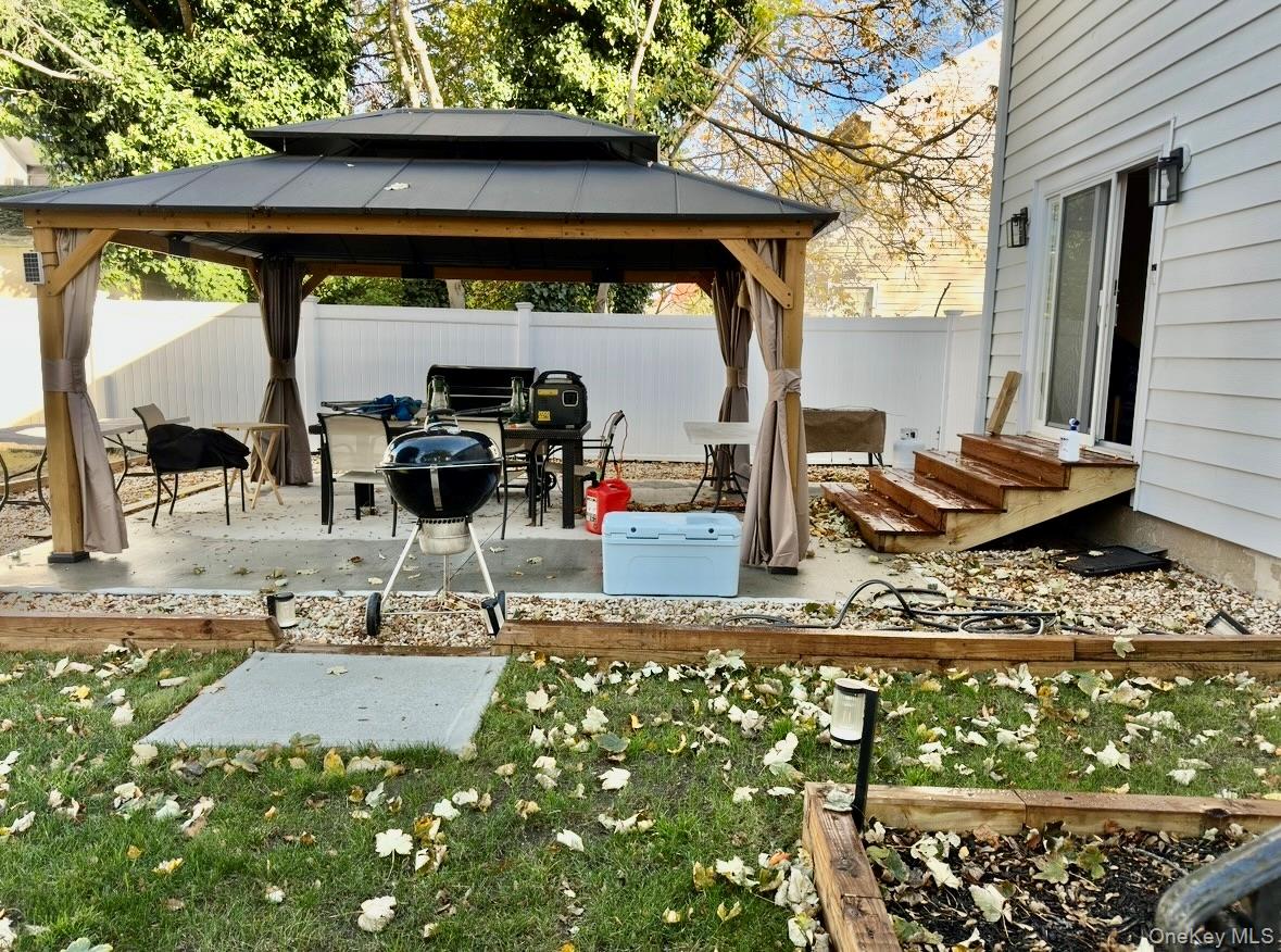 107 Fairview Avenue, Oceanside, NY 11572