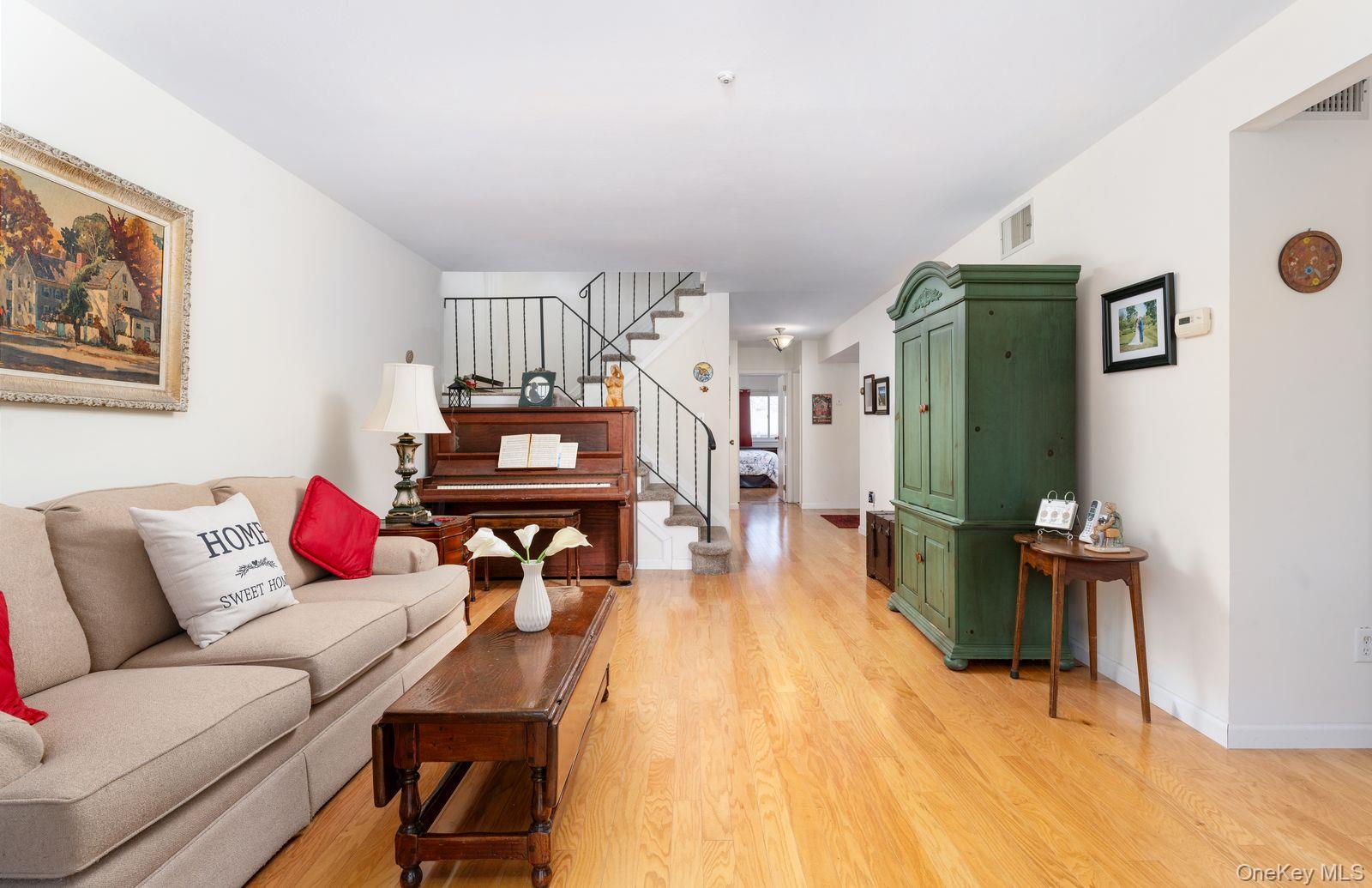 506 Drew Drive, Saint James, NY 11780