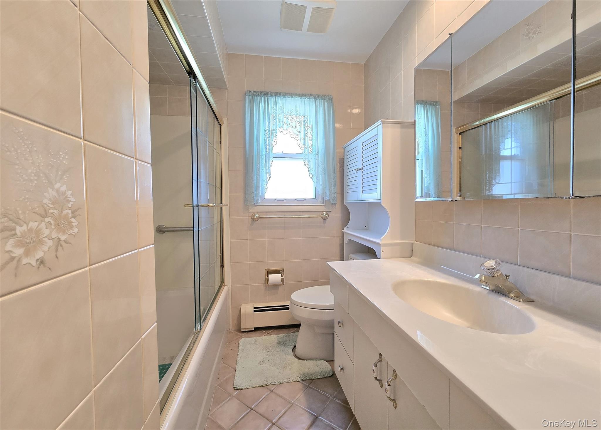 5 Hancock Street, Smithtown, NY 11787