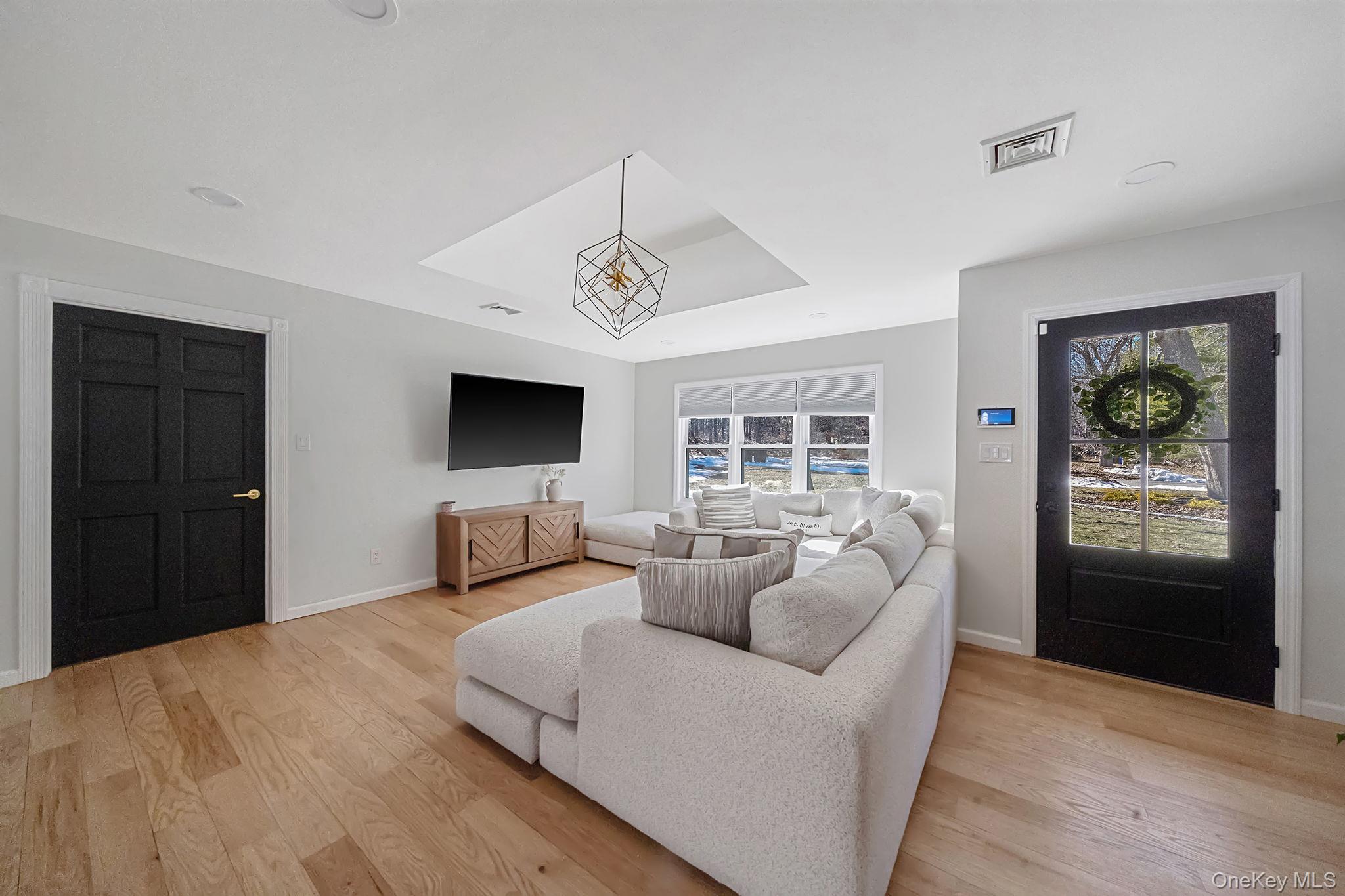 17 Fairway Drive, Manorville, NY 11949