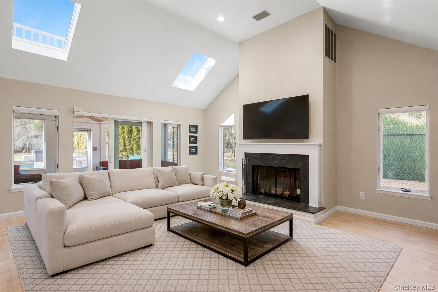 4 Polo Grounds Lane, East Quogue, NY 11942