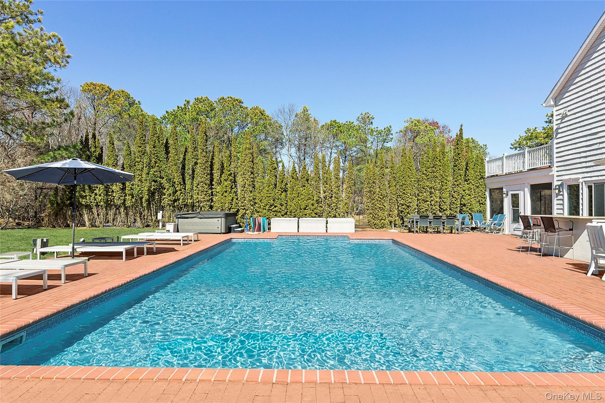 4 Polo Grounds Lane, East Quogue, NY 11942