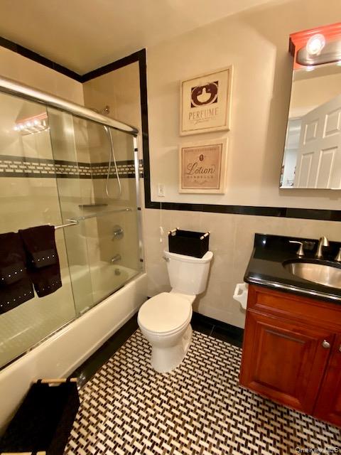 270 Adams Way # 270, Sayville, NY 11782