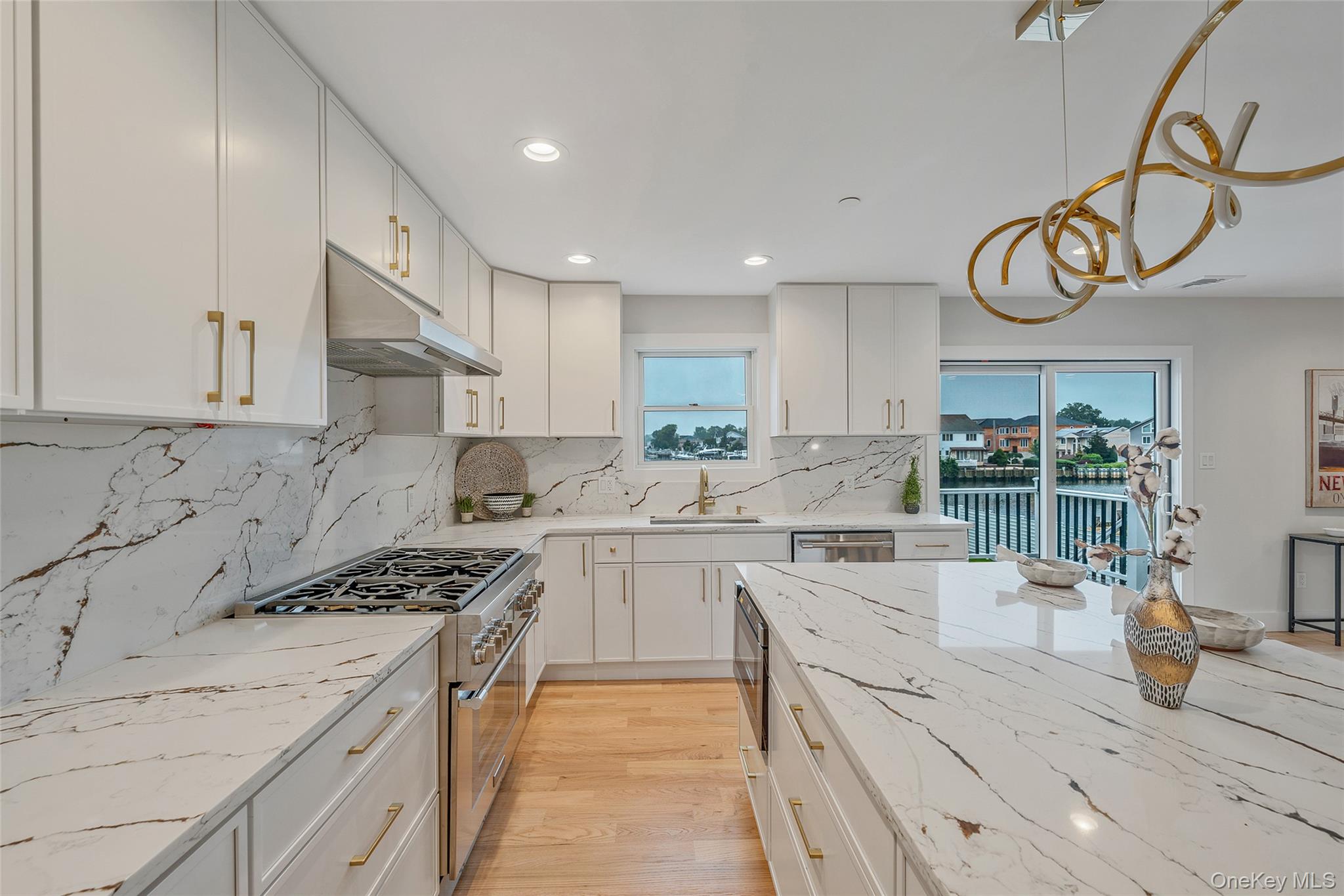 243 Mott Street, Oceanside, NY 11572