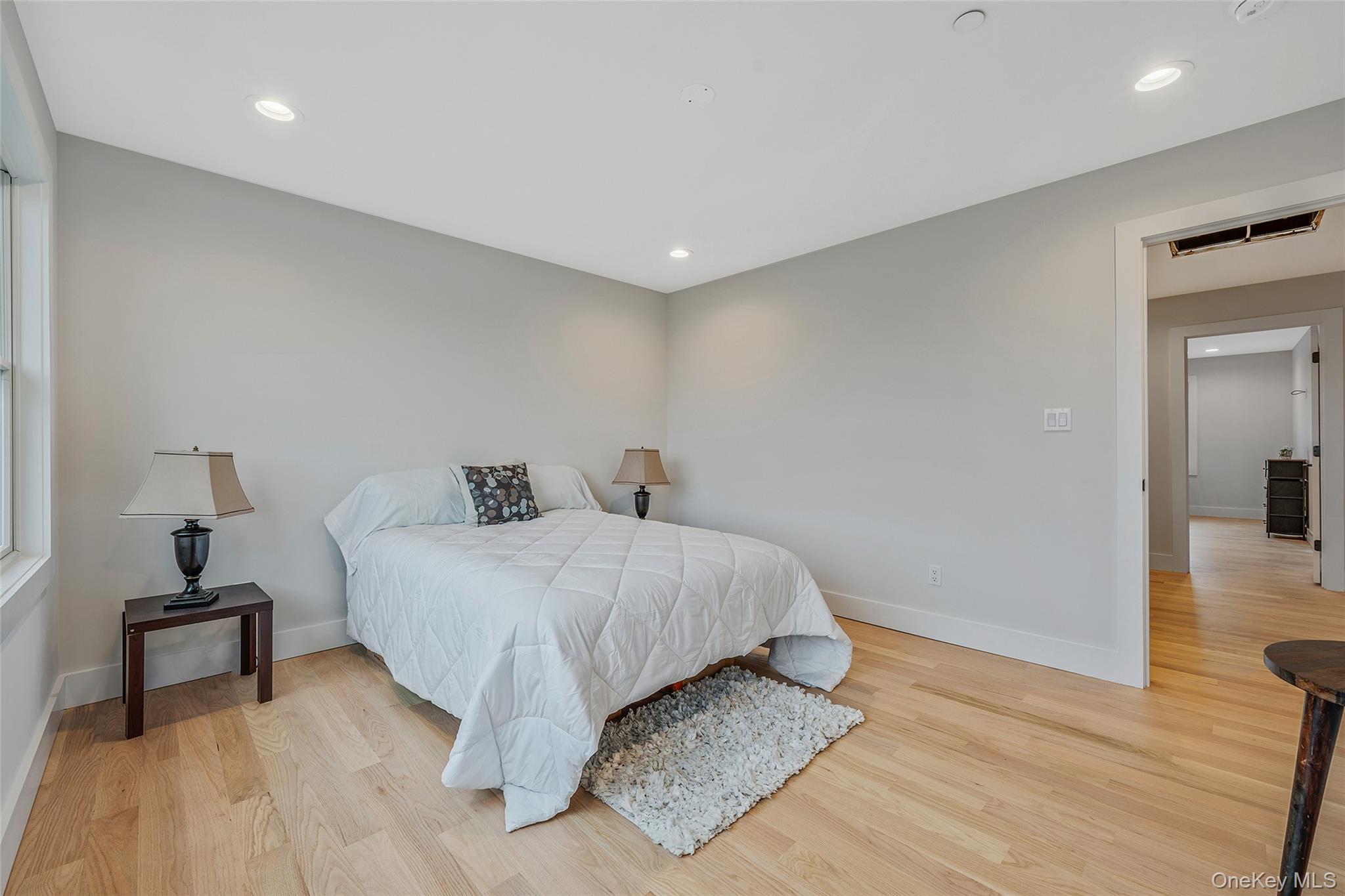 243 Mott Street, Oceanside, NY 11572