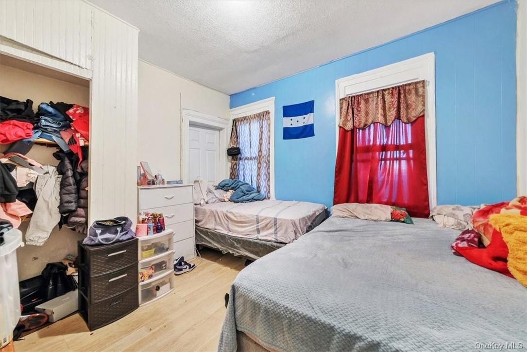 100 Carson Avenue, Newburgh, NY 12550