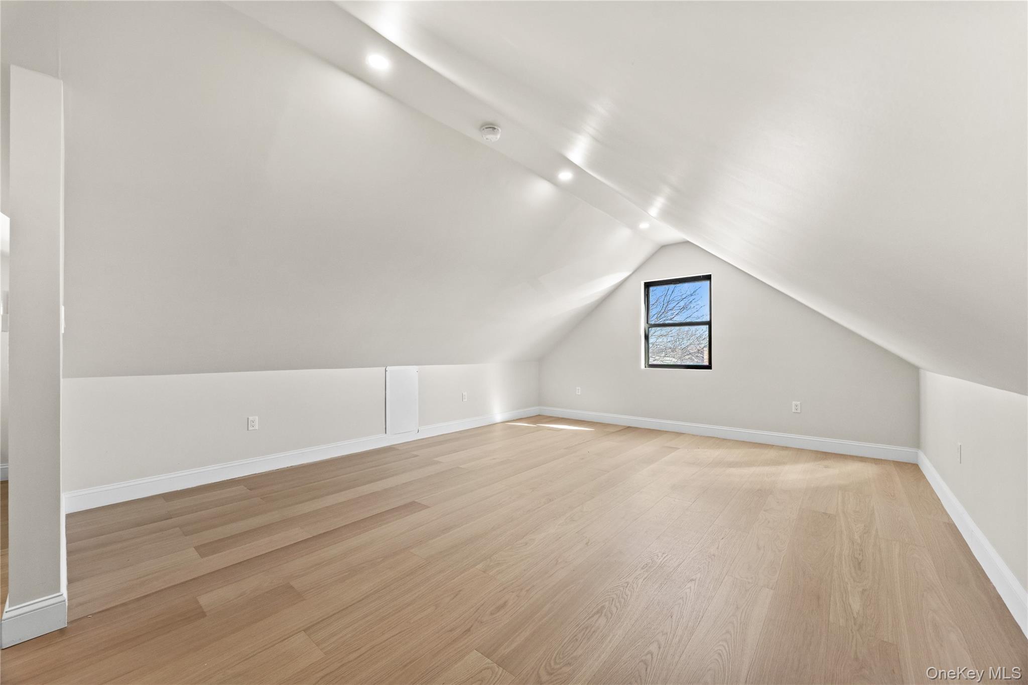 75-31 175th Street, Fresh Meadows, NY 11366