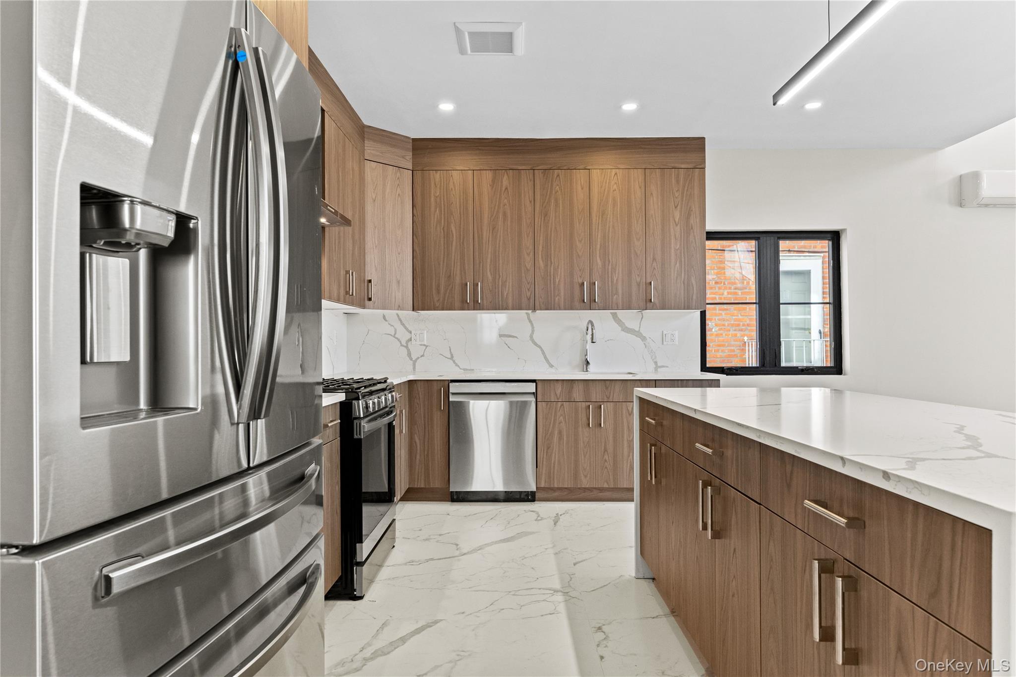 75-31 175th Street, Fresh Meadows, NY 11366