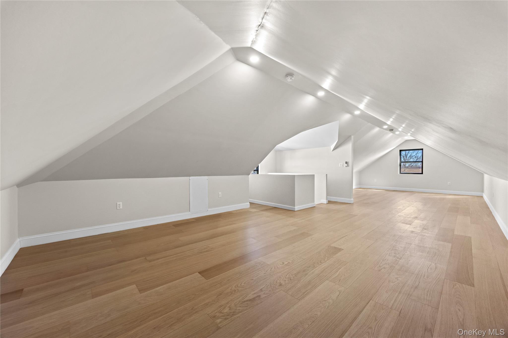 75-31 175th Street, Fresh Meadows, NY 11366