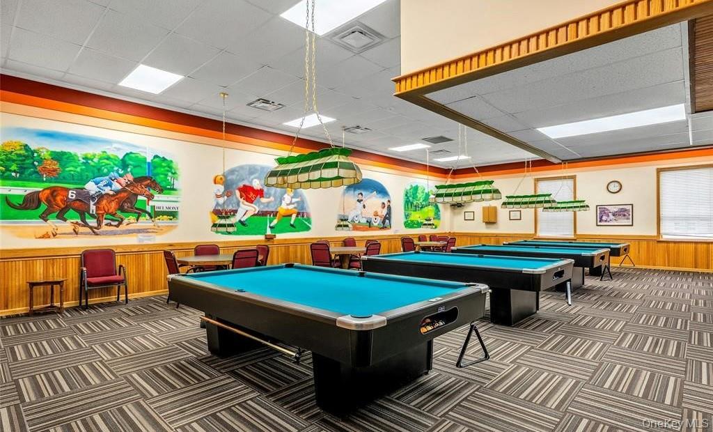 395 Woodbridge Drive # C, Ridge, NY 11961