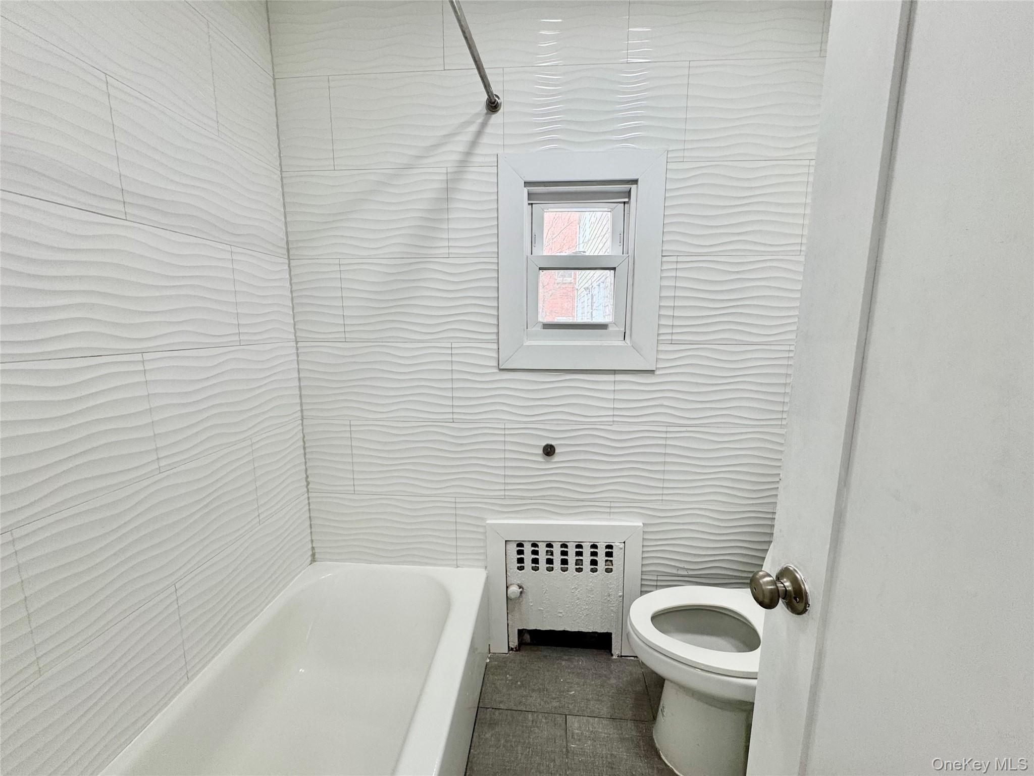 121 W Chester Street, Long Beach, NY 11561