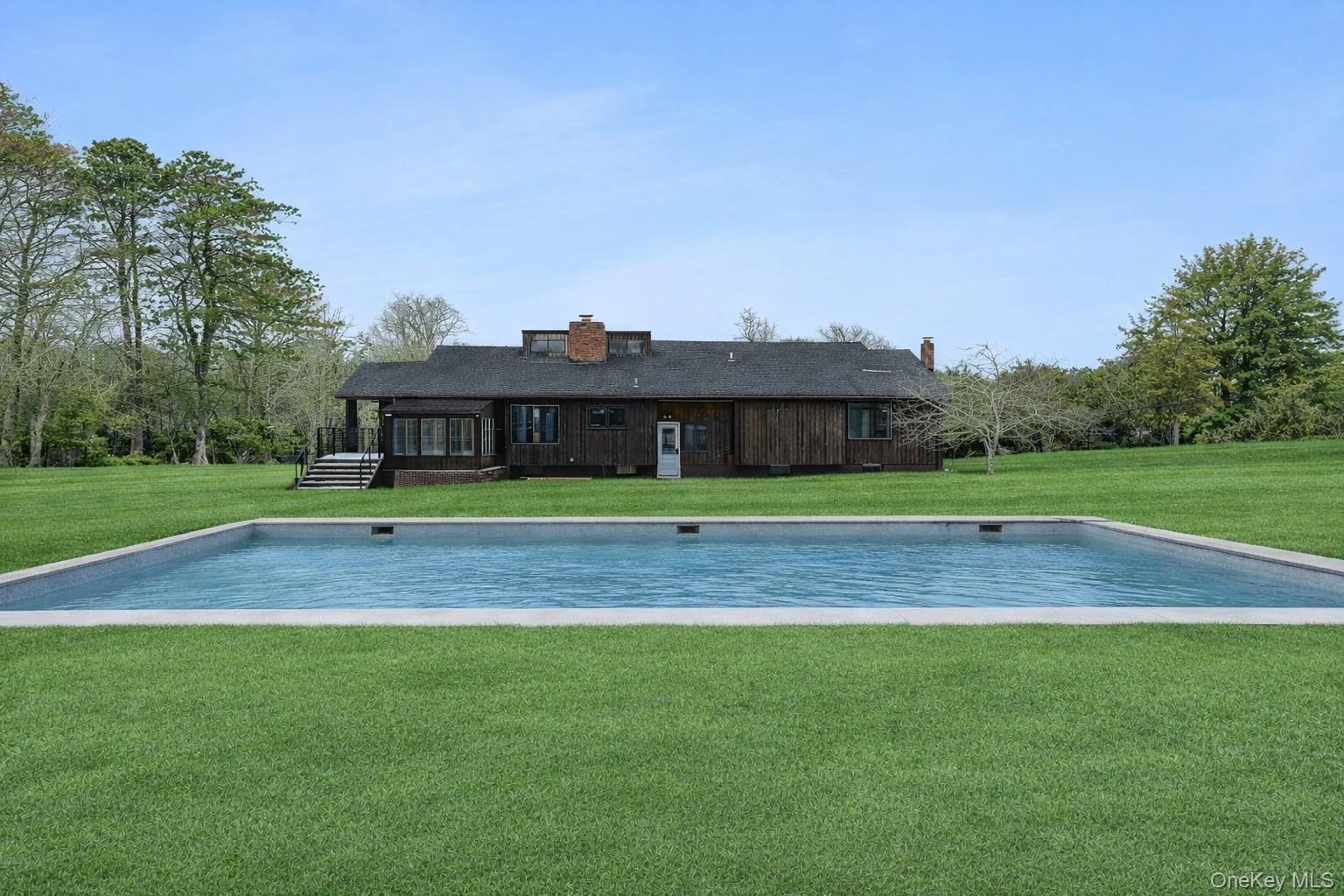 138 Longview Road, Southampton, NY 11968