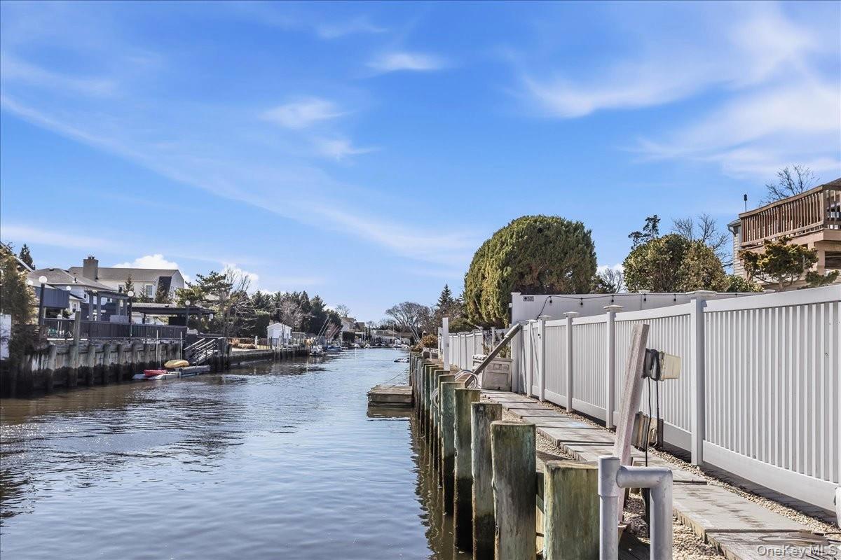 4460 Merrick Road, Massapequa, NY 11758