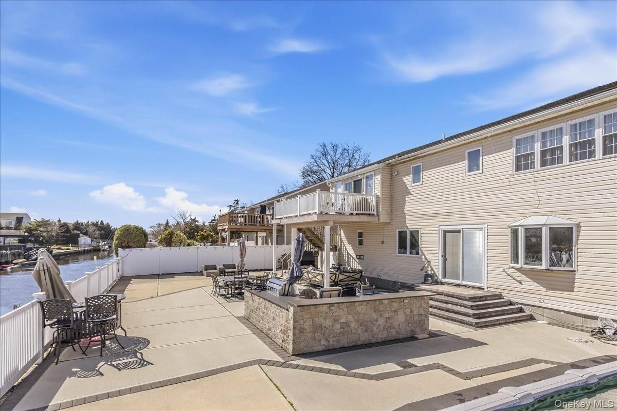 4460 Merrick Road, Massapequa, NY 11758