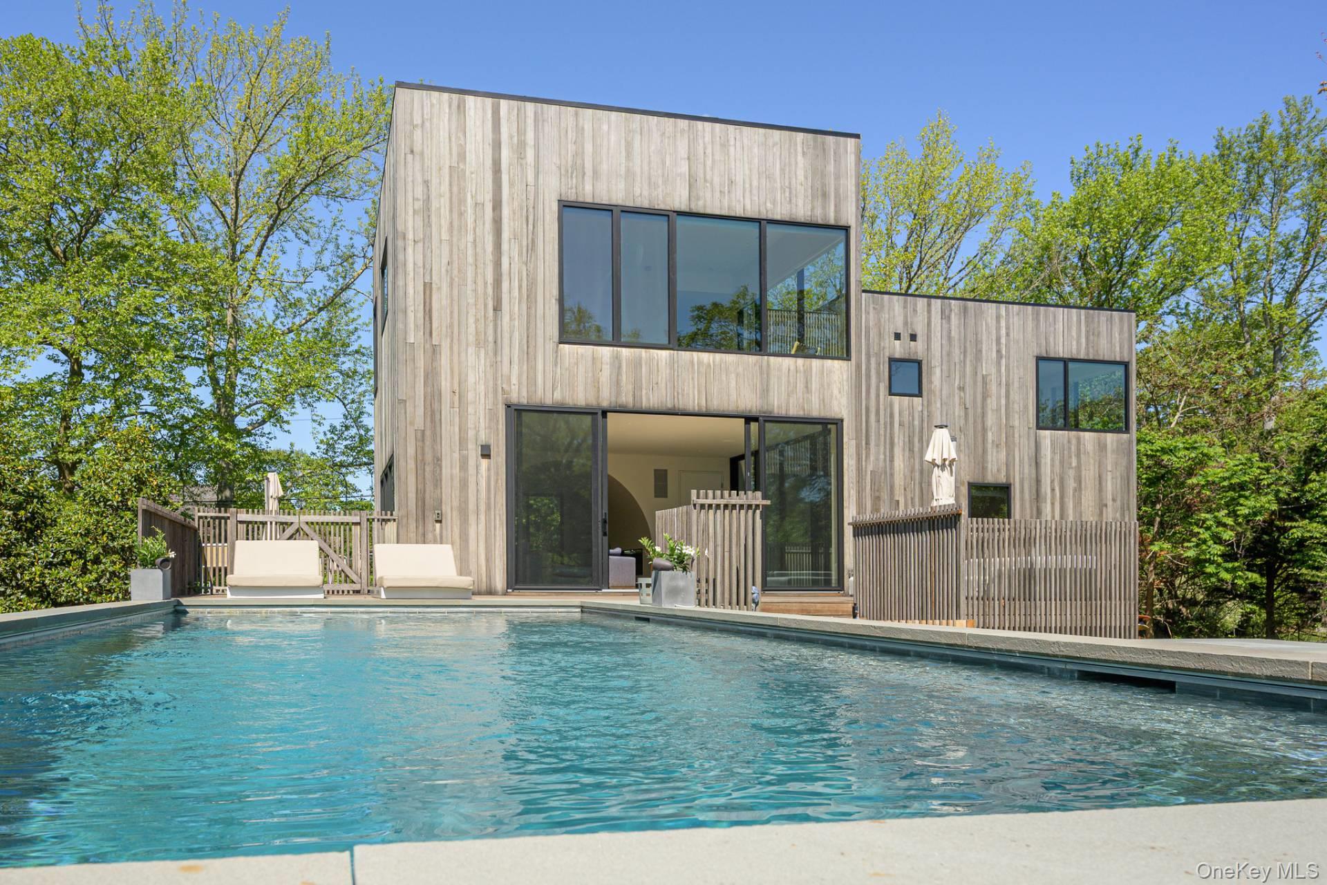 65 Audubon Avenue, Bridgehampton, NY 11932