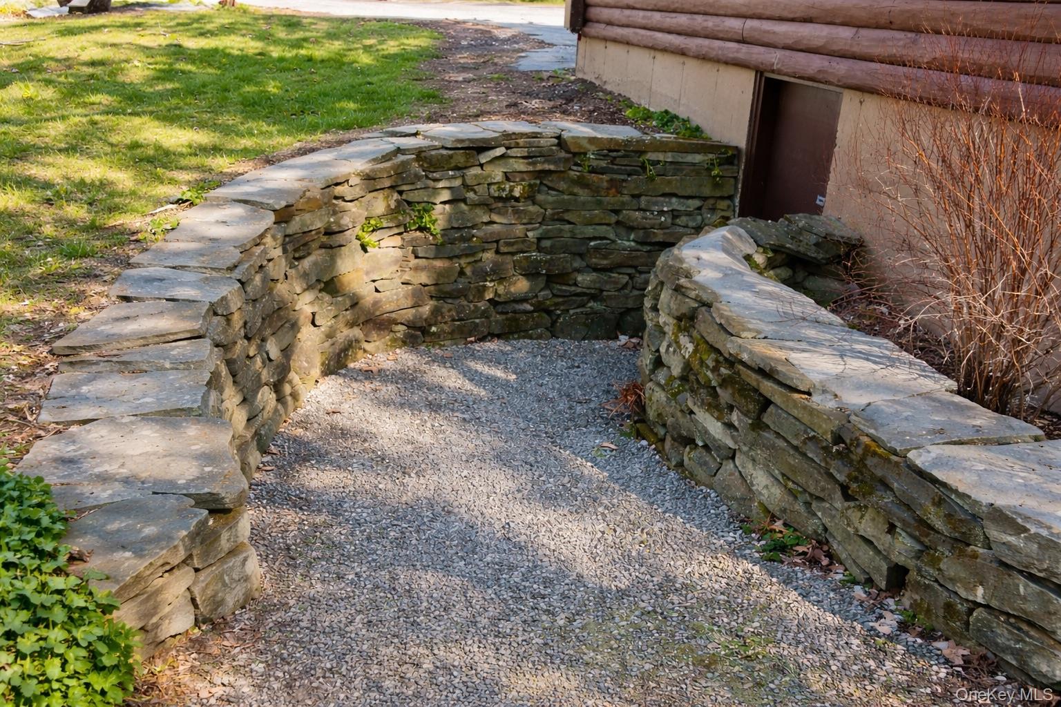 380 Easy Street, Catskill, NY 12414