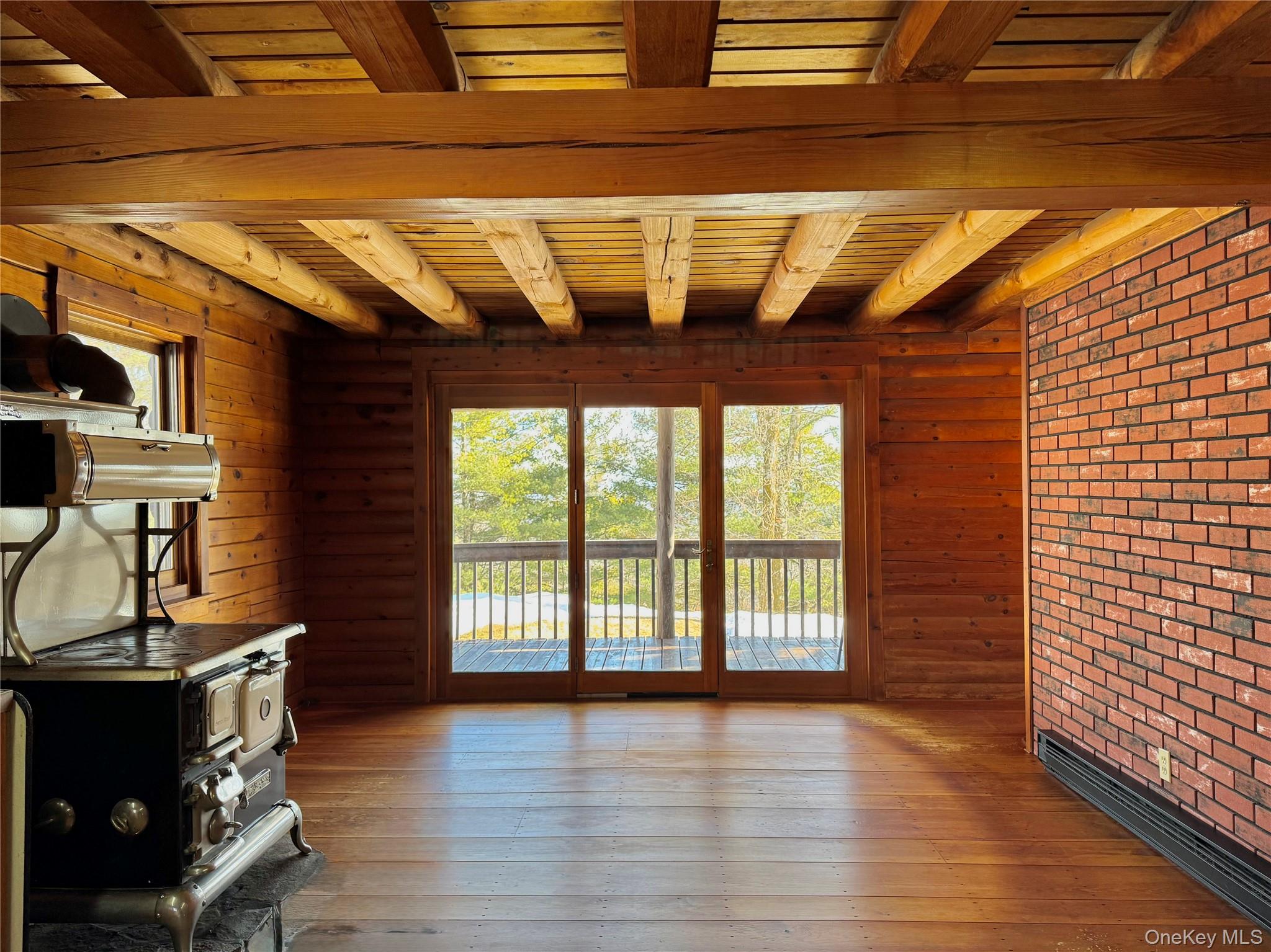 380 Easy Street, Catskill, NY 12414