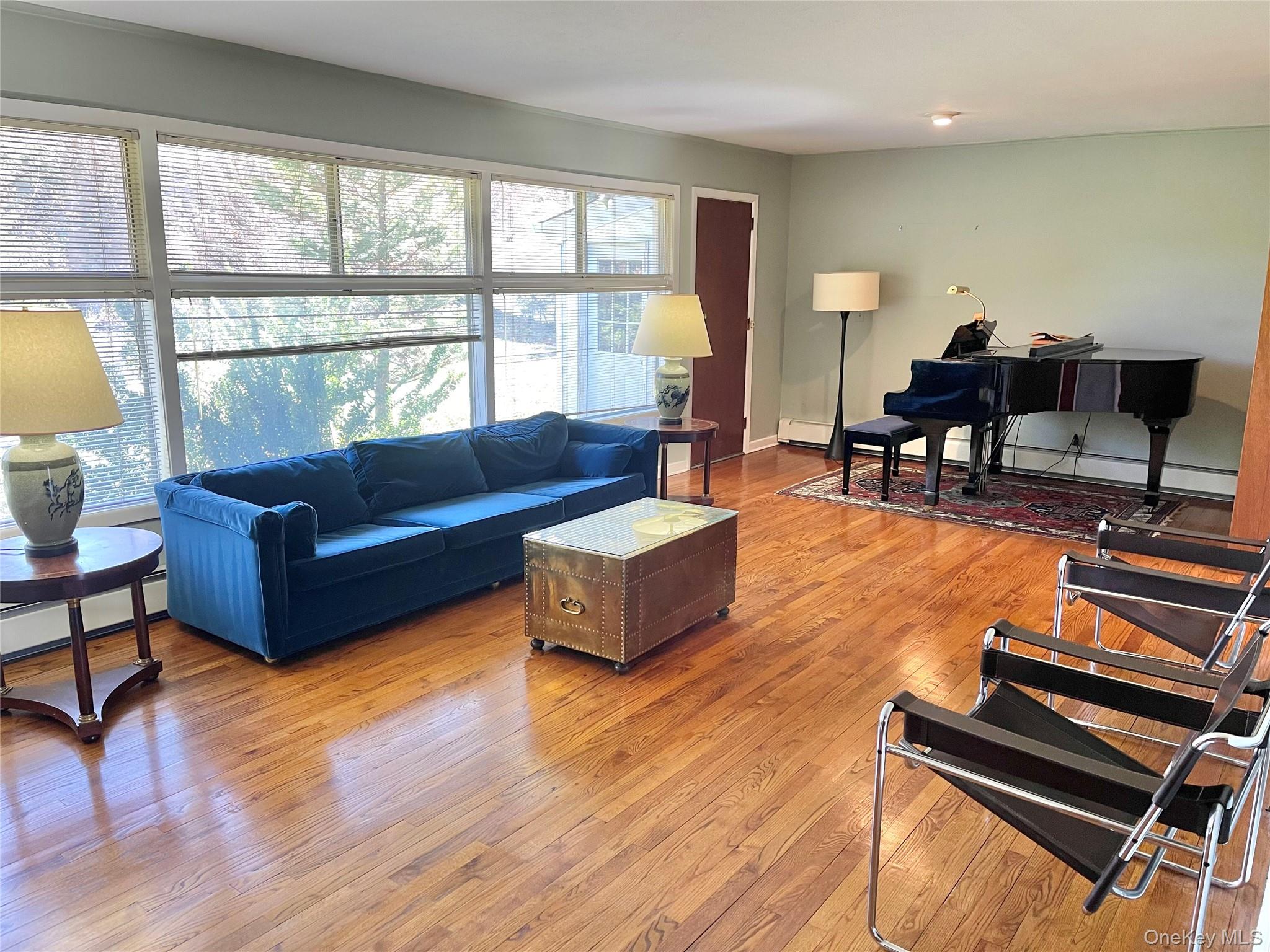 48 Old Town Lane, Huntington, NY 11743