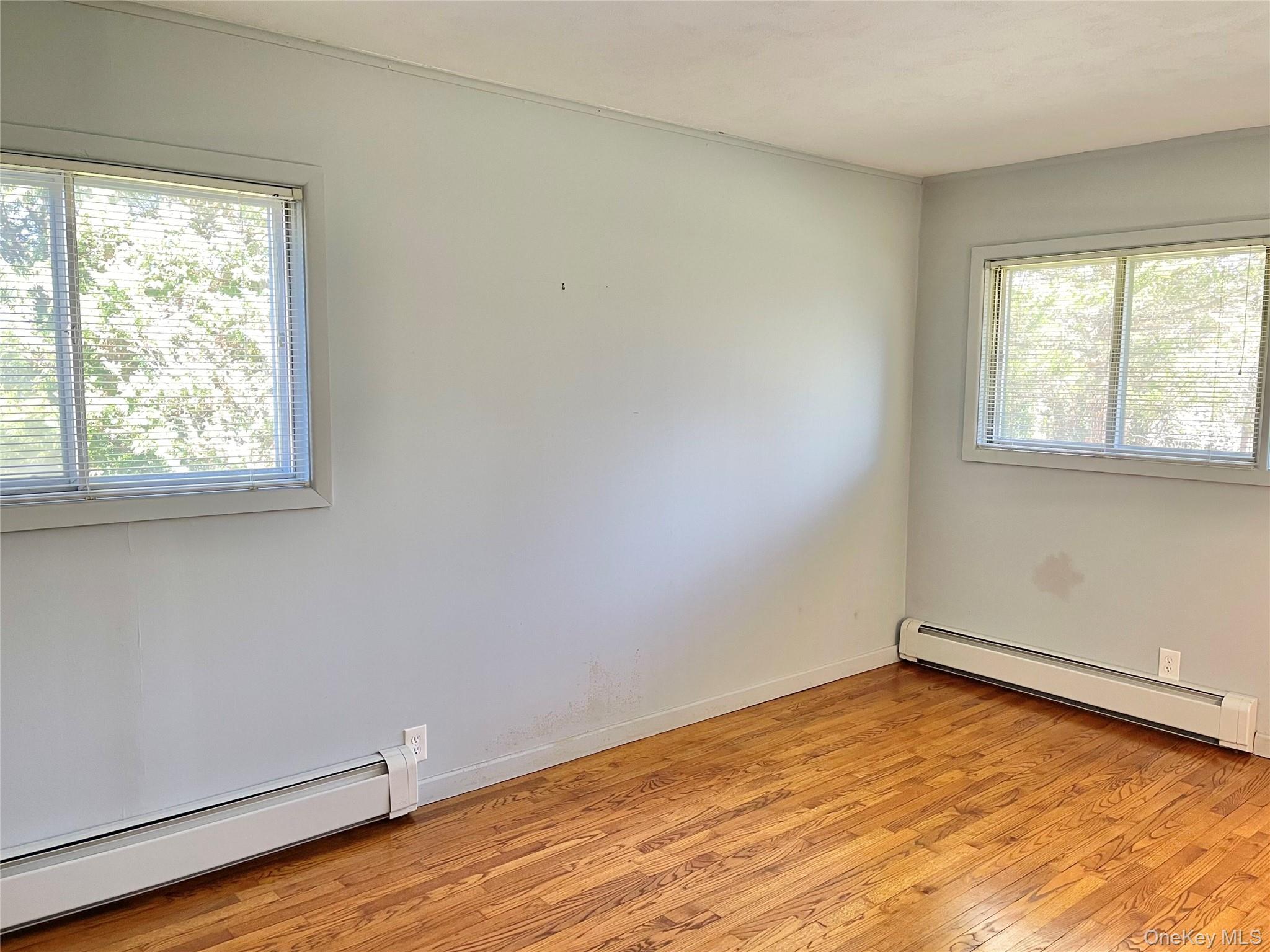 48 Old Town Lane, Huntington, NY 11743