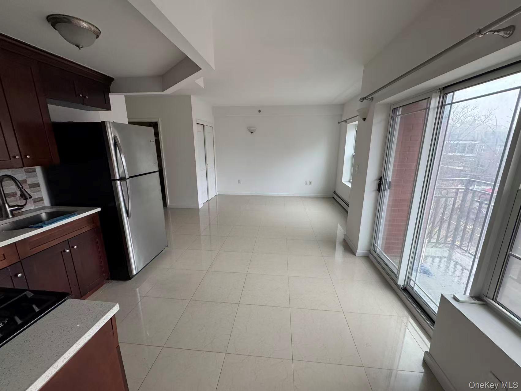 71-66 Parsons Boulevard # 3C, Fresh Meadows, NY 11365