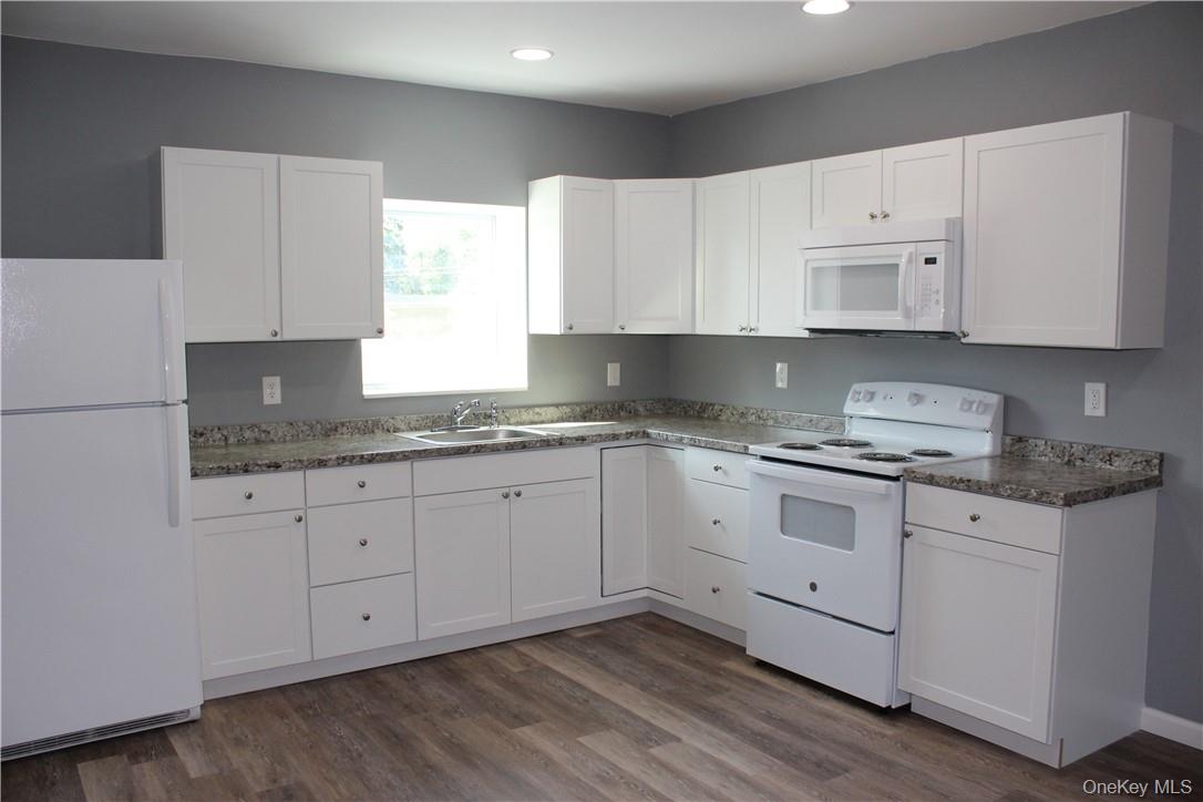 3144 Route 9W # 3, New Windsor, NY 12553