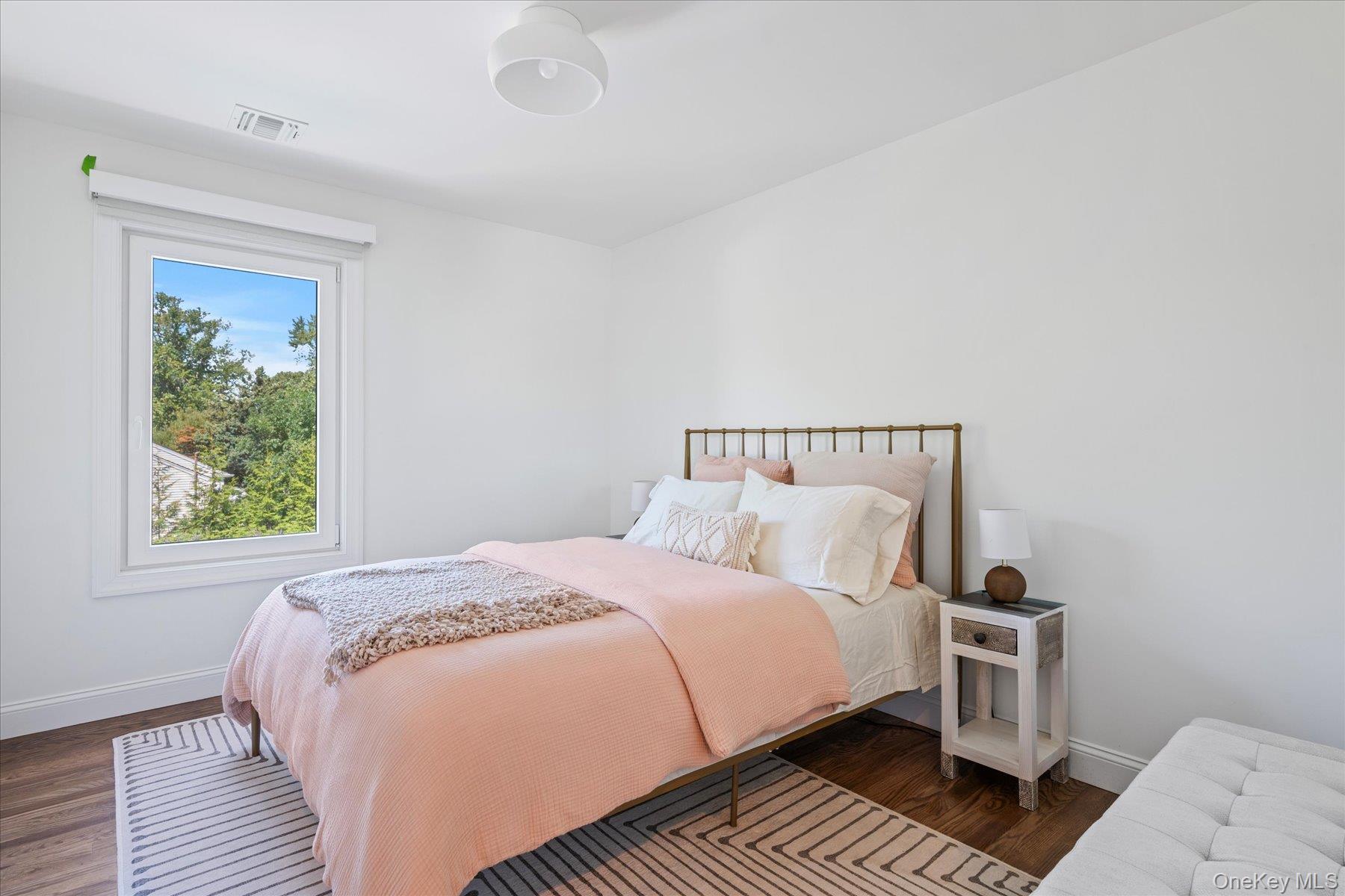 660 Sutton Place, Greenport, NY 11944