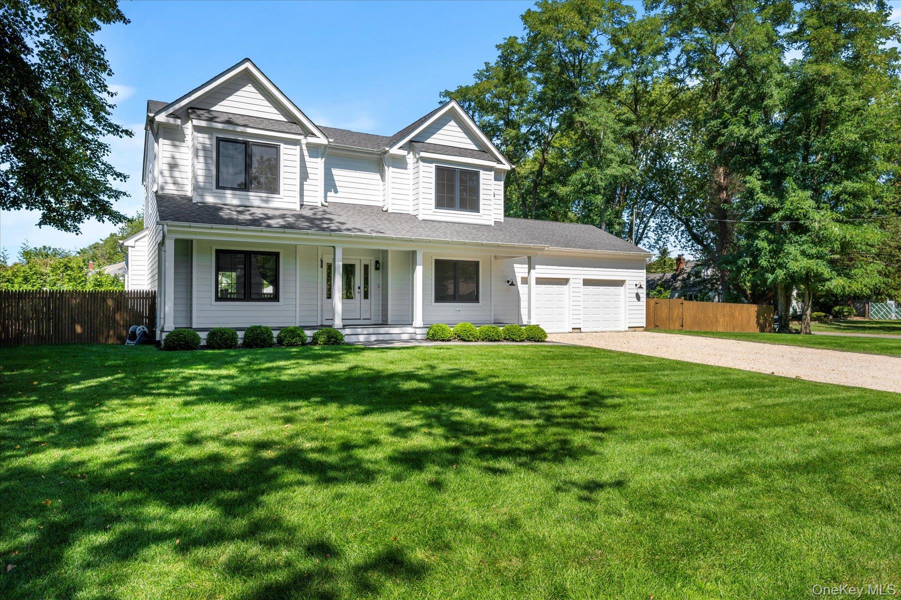 660 Sutton Place, Greenport, NY 11944