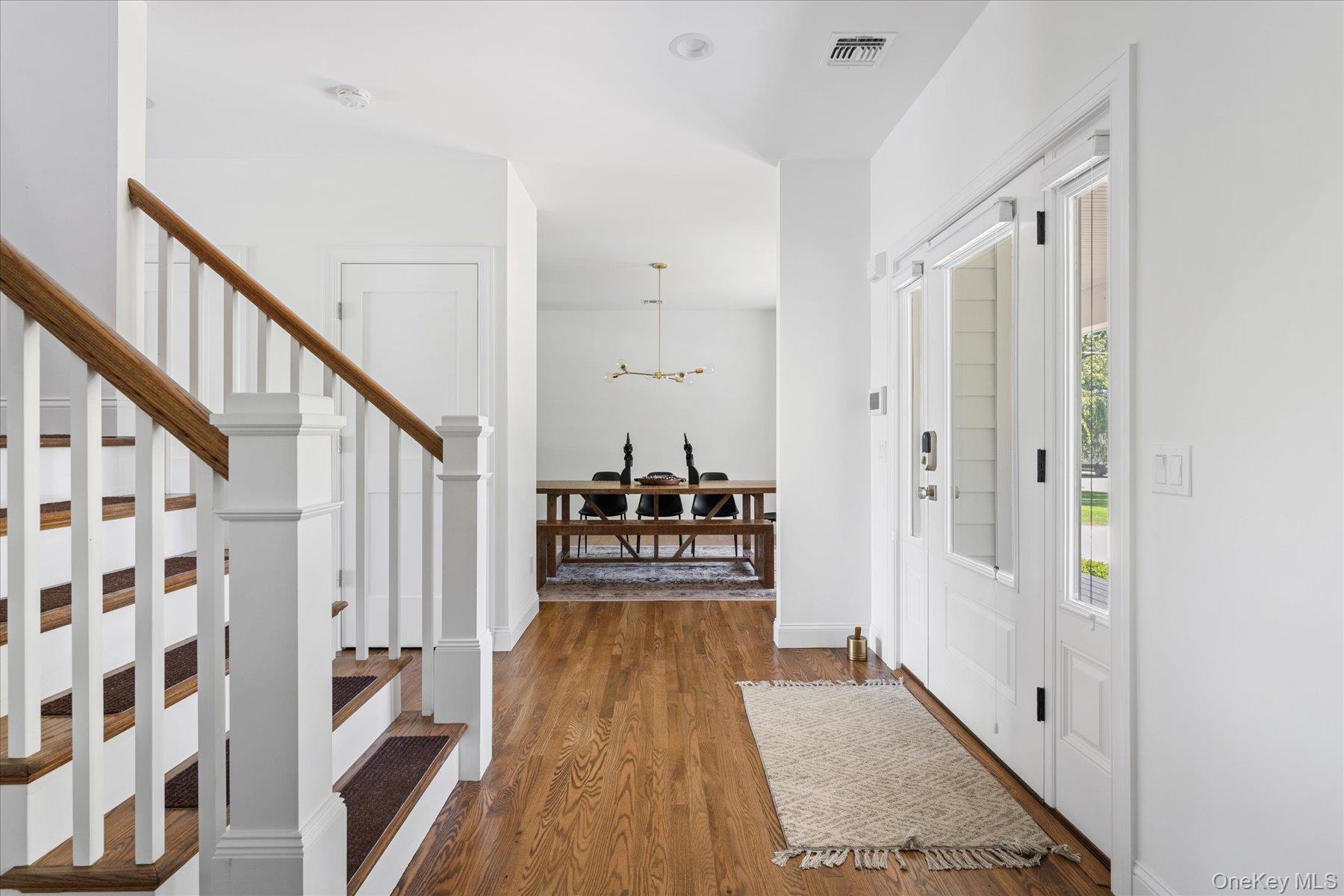 660 Sutton Place, Greenport, NY 11944