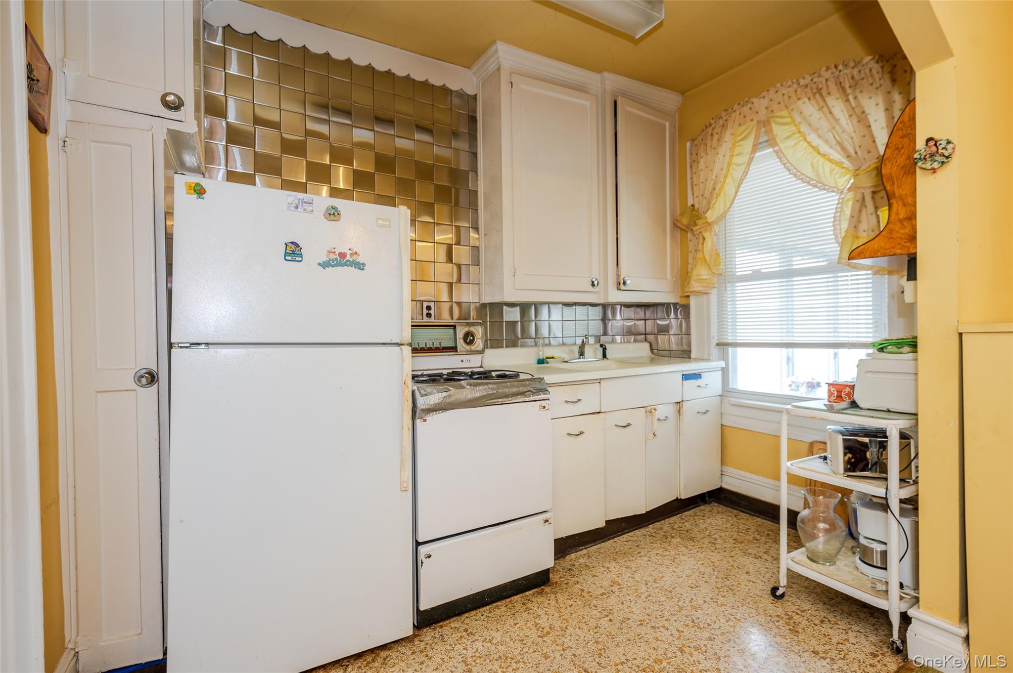 251 Smith Street, Freeport, NY 11520