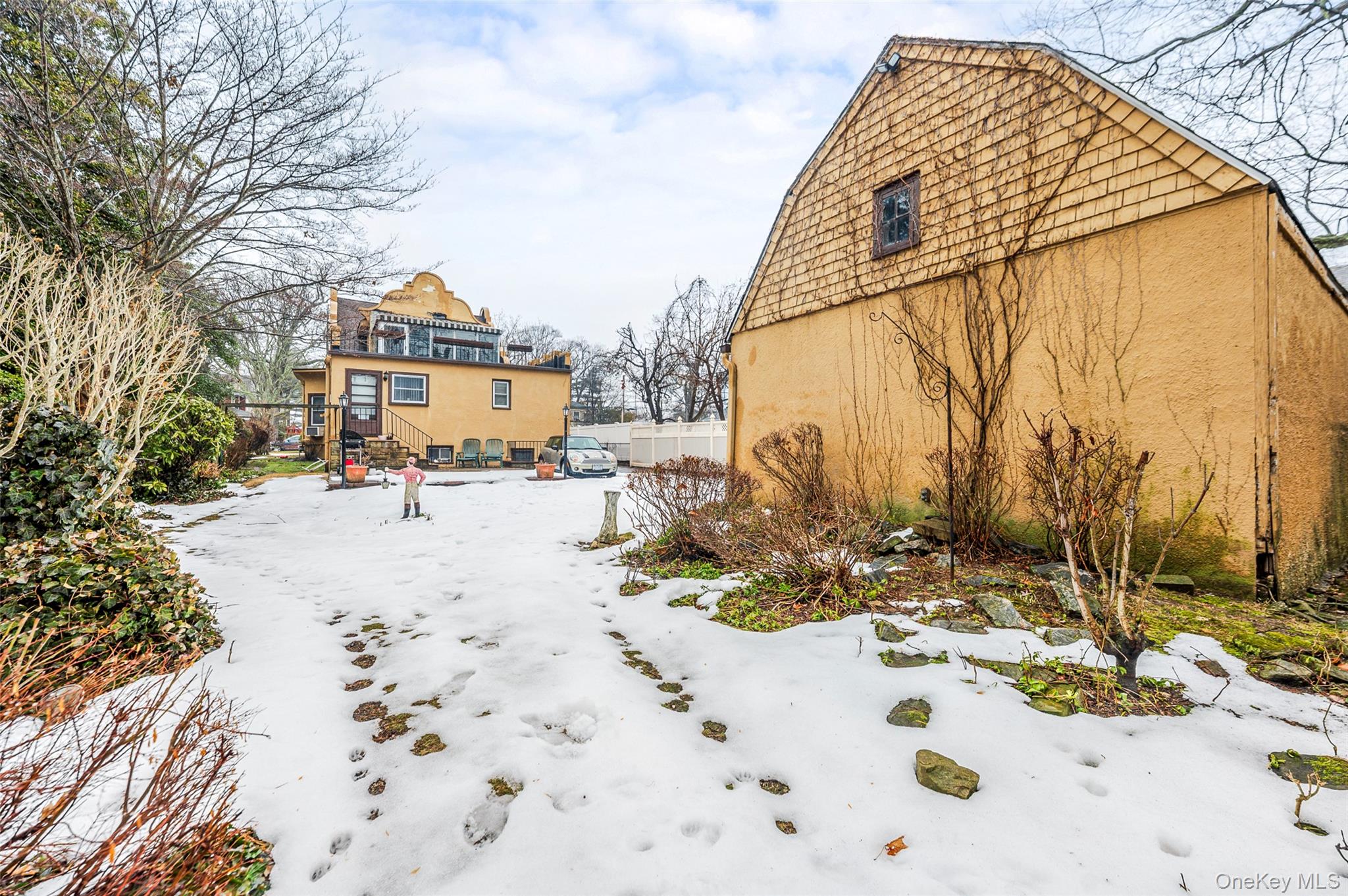 251 Smith Street, Freeport, NY 11520